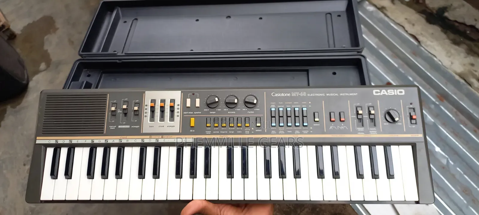 Uk Used Casiotone 68 Children Keyboard