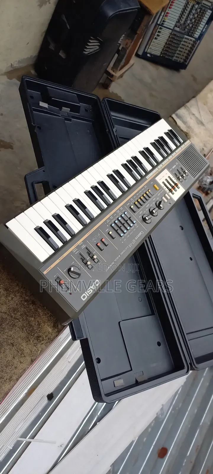 Uk Used Casiotone 68 Children Keyboard