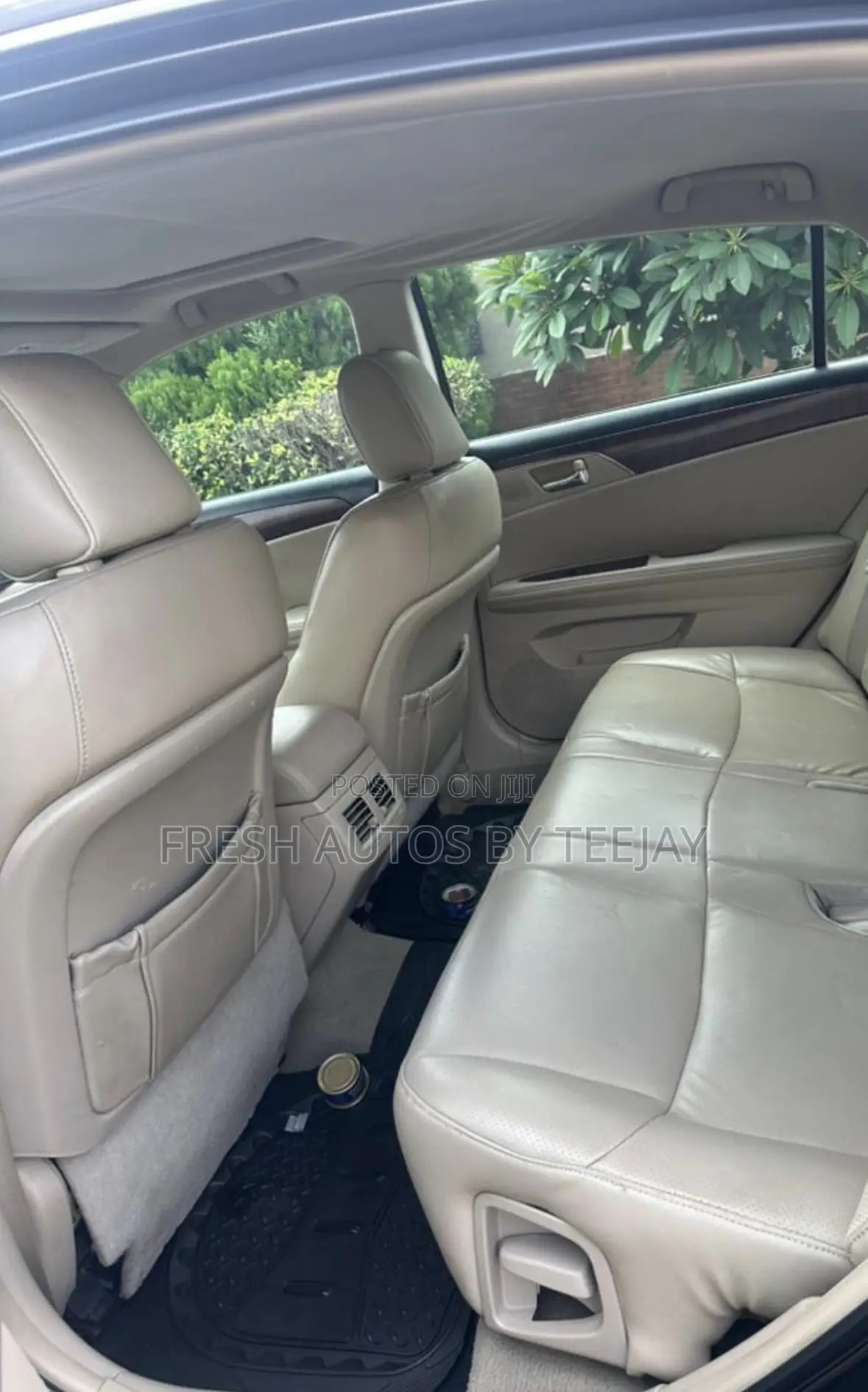 Toyota Avalon Limited Sedan FWD (3.5L 6cyl 6A) 2011 Black