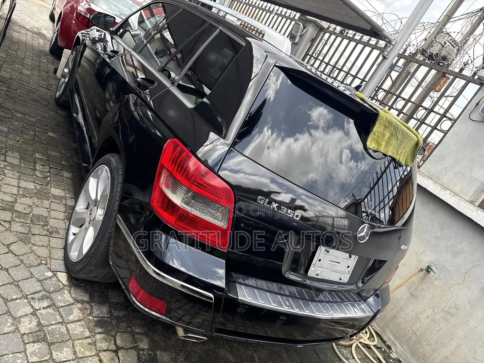 Mercedes-Benz GLK-Class 350 2010 Black
