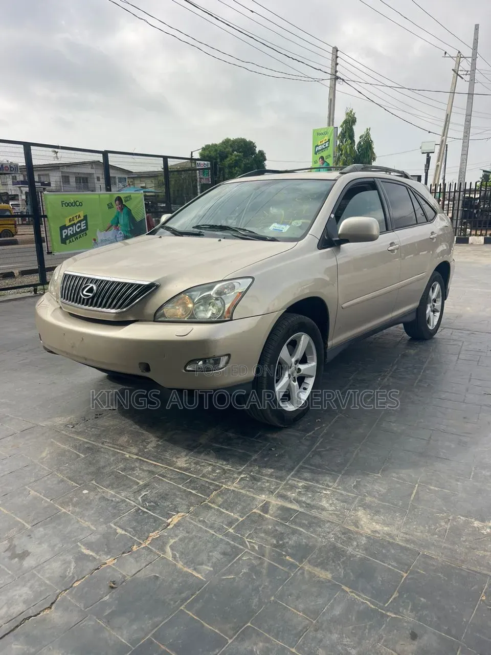 Lexus RX 330 2004 Gold