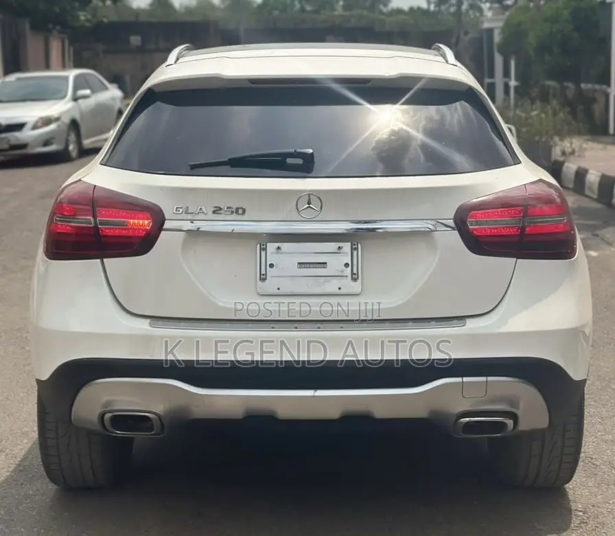 Mercedes-Benz GLA 250 2019 White