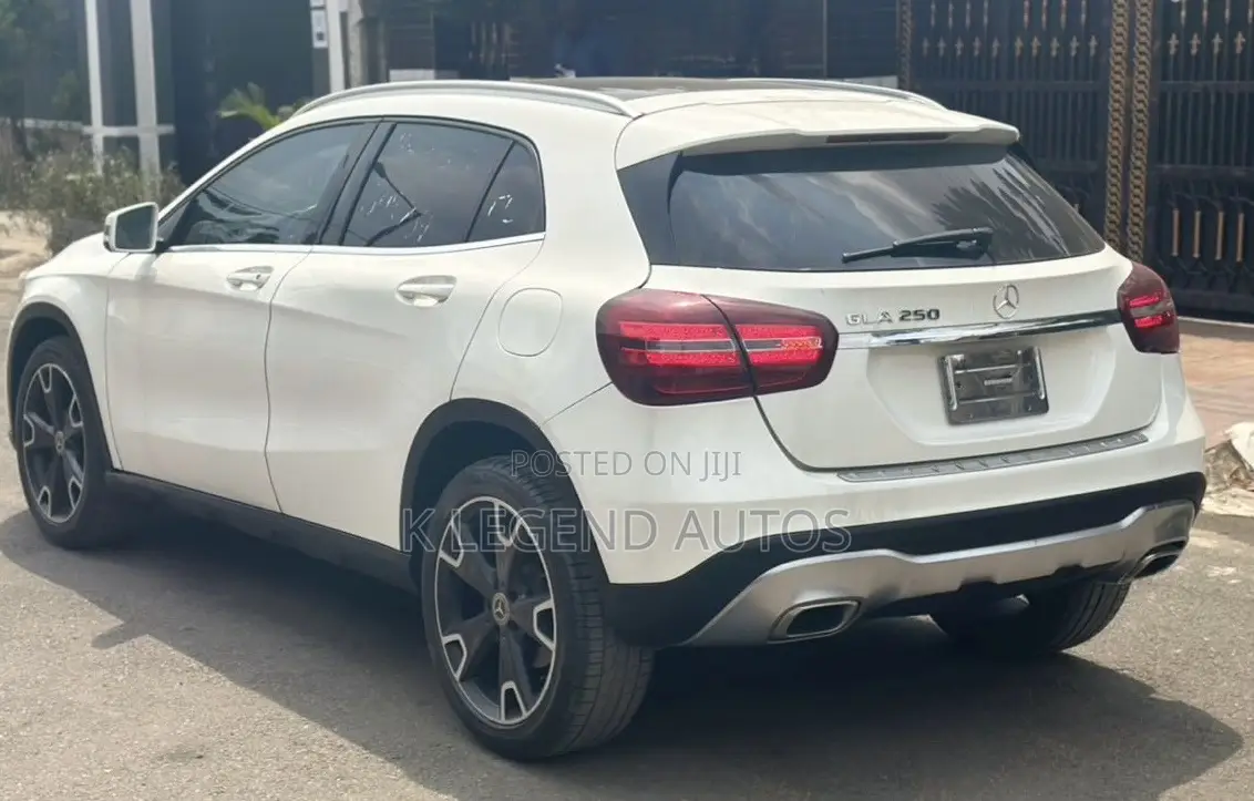 Mercedes-Benz GLA 250 2019 White