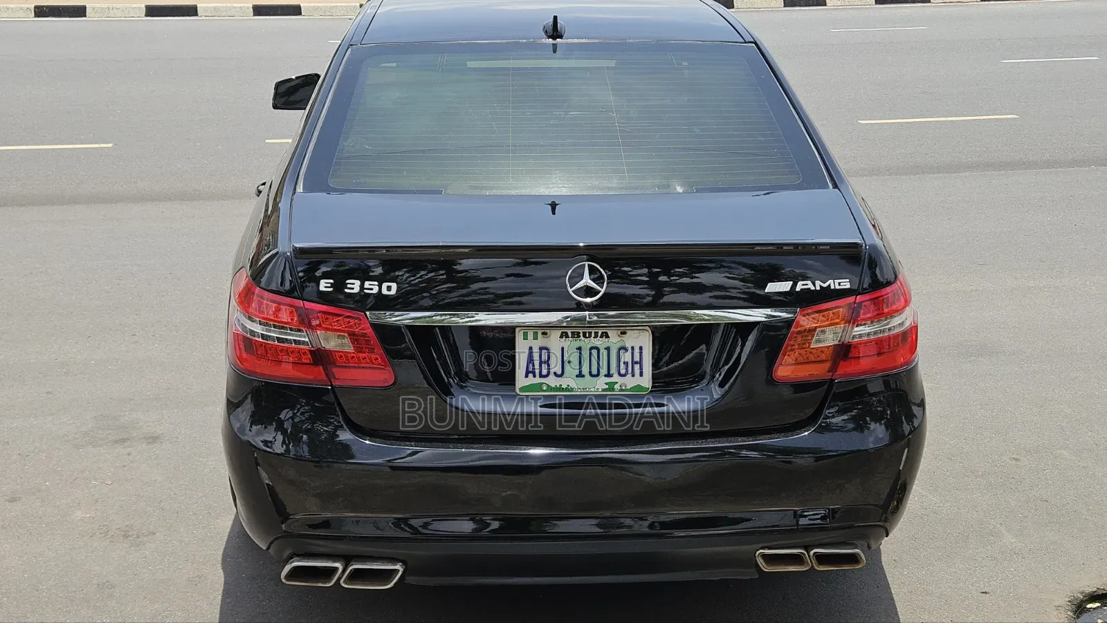 Mercedes-Benz E350 Base 4Matic Sedan AWD (3.5L 6cyl 7A) 2010 Red
