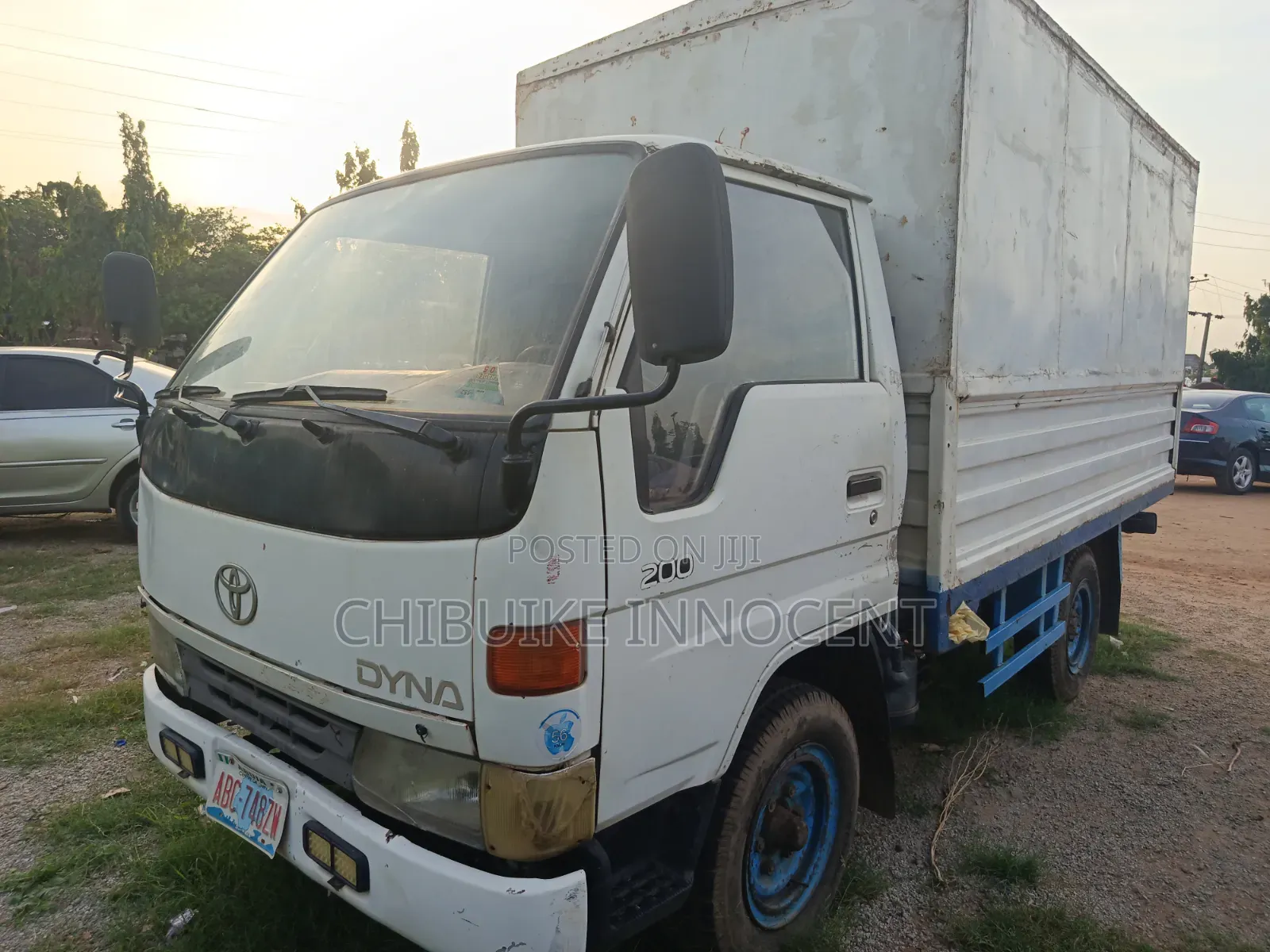 Toyota Dyna 2004 White