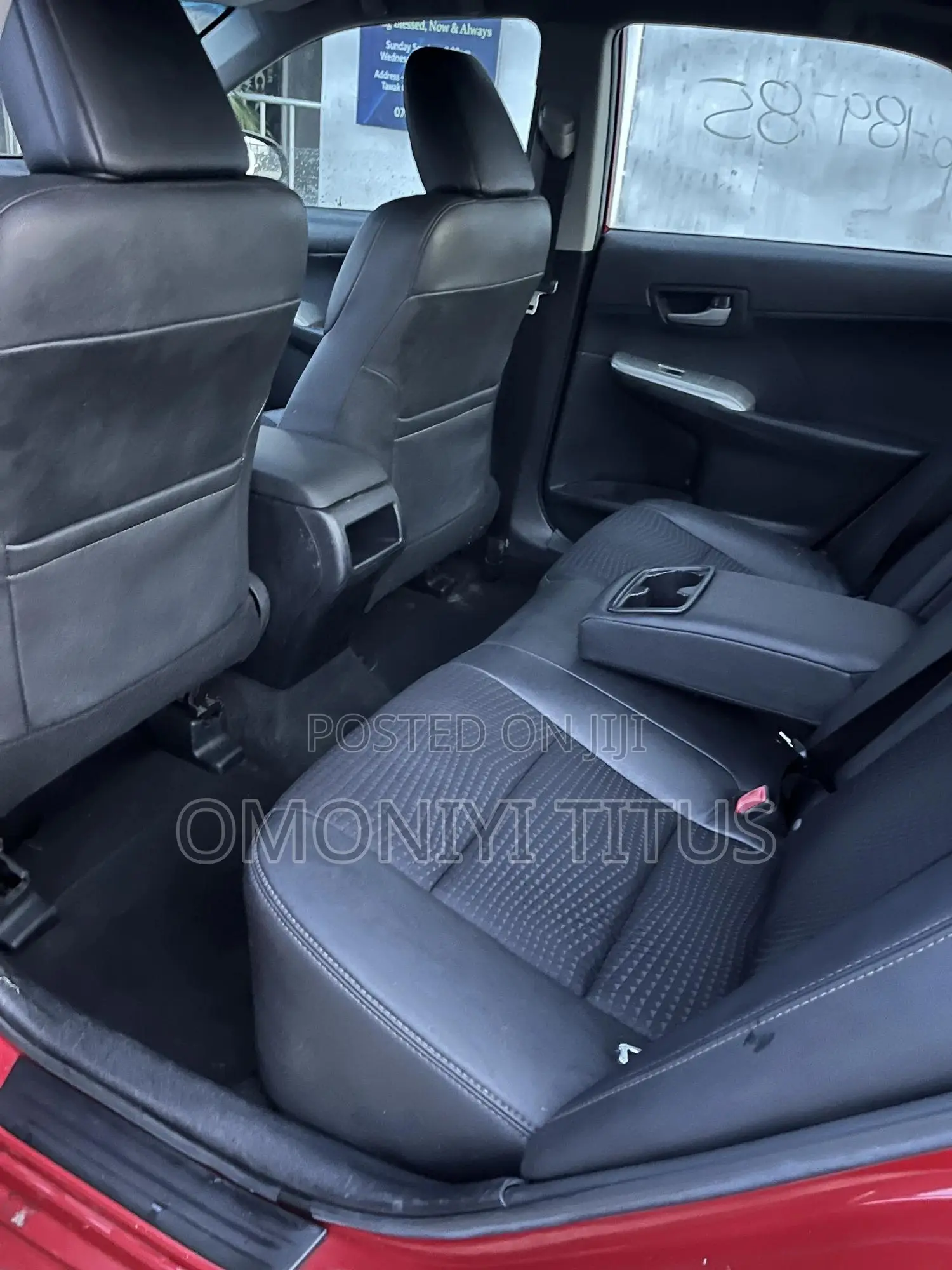 Toyota Camry SE 4dr Sedan (2.5L 4cyl 6A) 2013 Red
