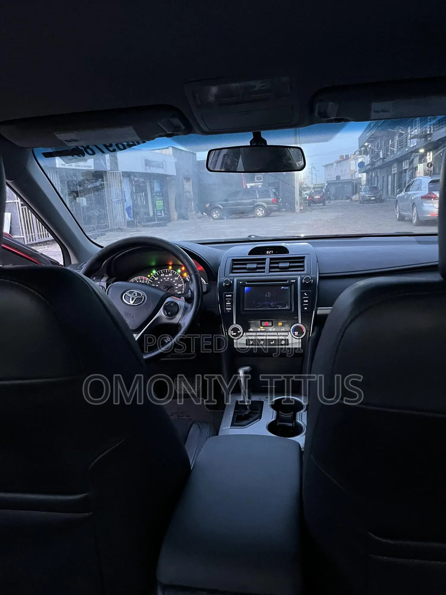 Toyota Camry SE 4dr Sedan (2.5L 4cyl 6A) 2013 Red
