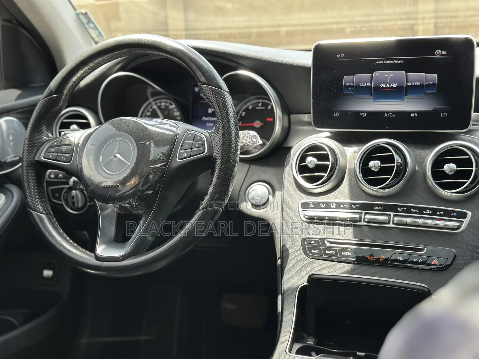 Mercedes-Benz GLC-Class 2017 Black