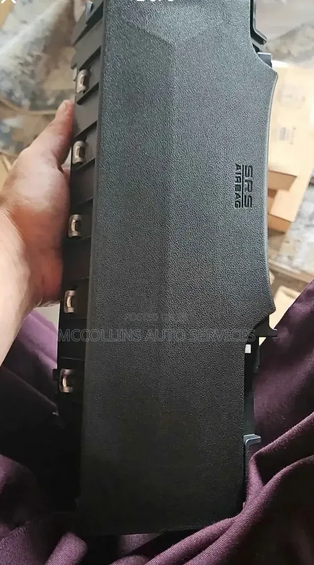 2023/2024 Honda HRV Knee Airbag