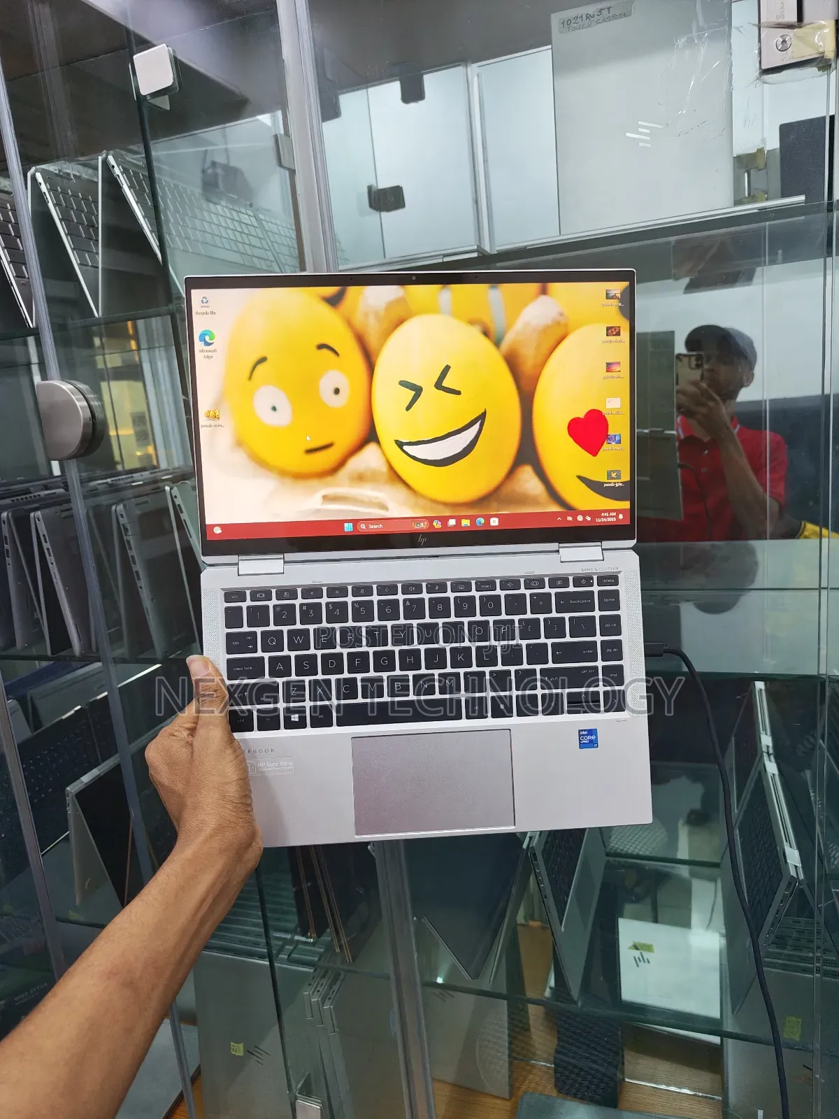 Laptop HP EliteBook 1040 G8 16GB Intel Core i7 SSD 512GB