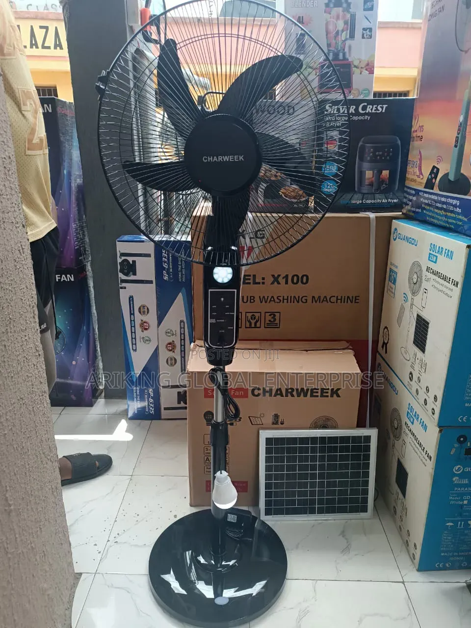 16 Inches Solar Charweek Rechargeable Solar Fan.