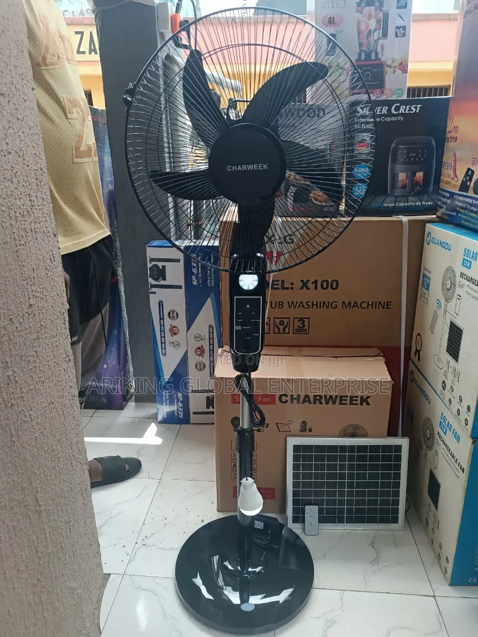 Ac/Dc Rechargeable Standing Fan.