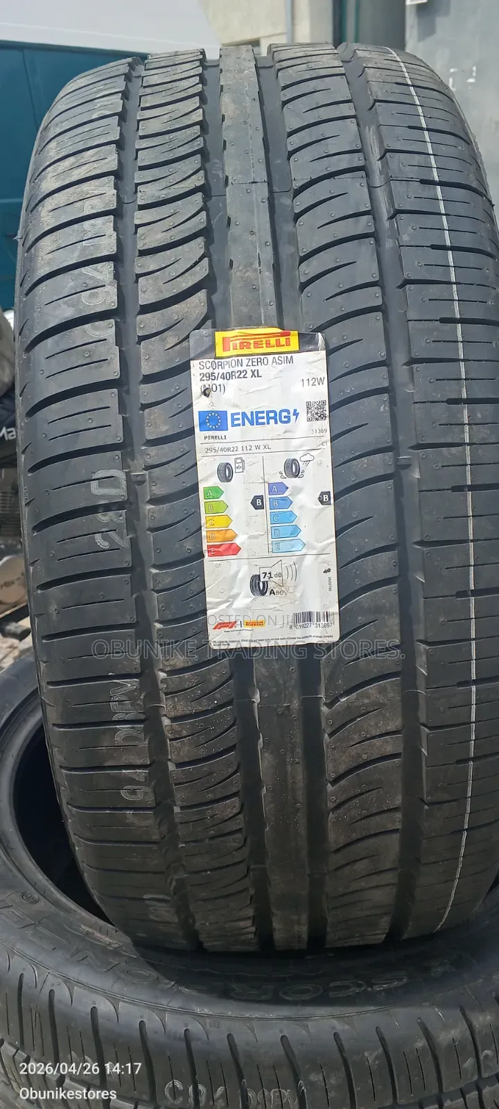 295/40r22 Pirelli Tyre