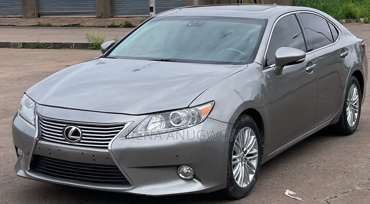 Lexus ES 2016 Silver