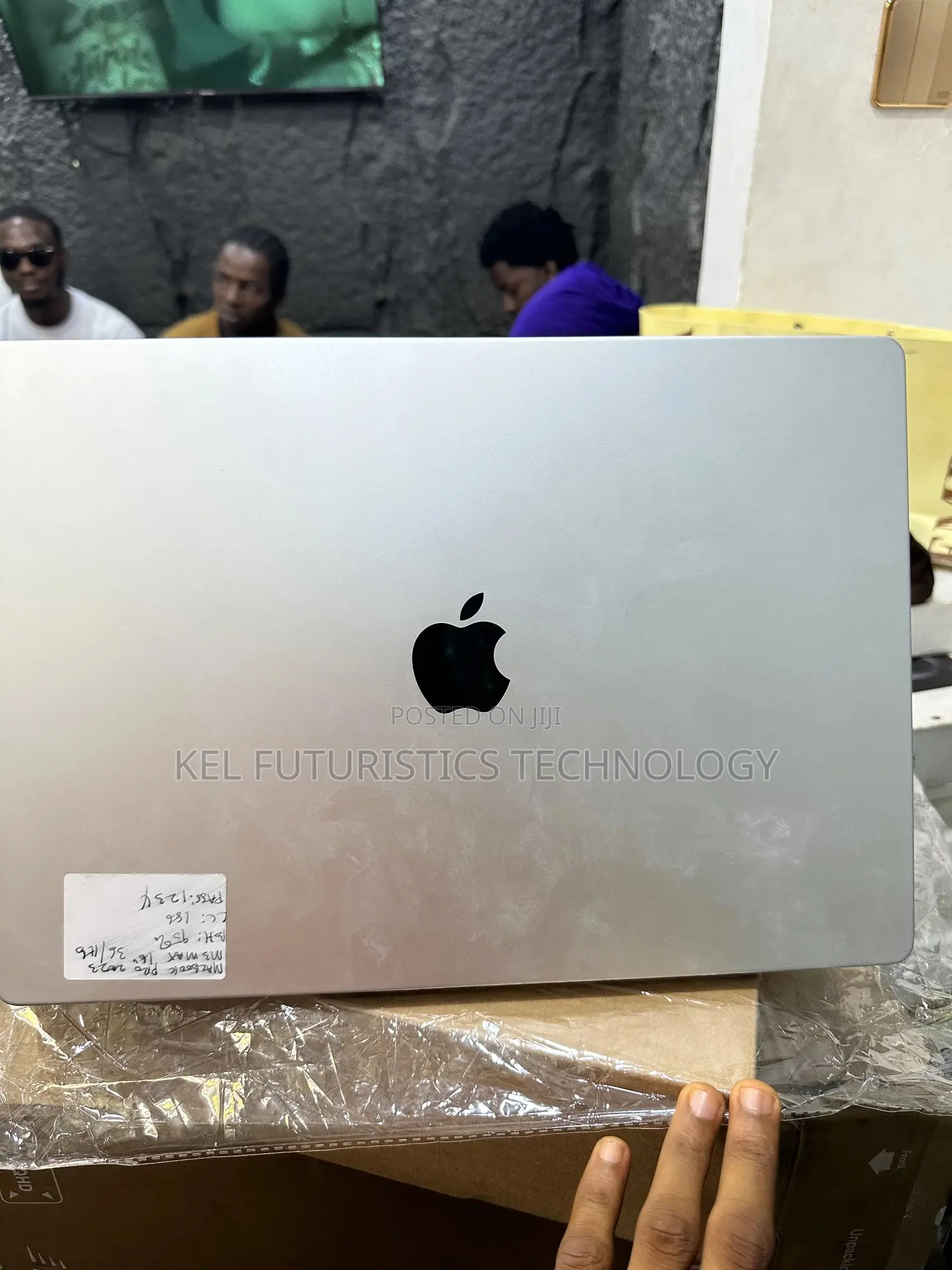 Laptop Apple MacBook Pro 2023 M3 Max 36GB Apple M3 Max SSD 1T