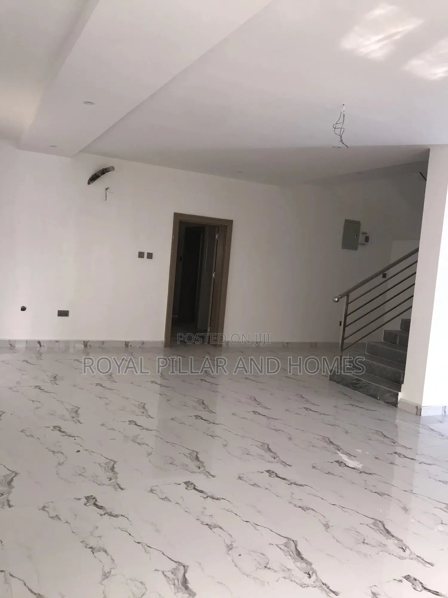 4bdrm Duplex in Mabuchi, Mabushi for rent