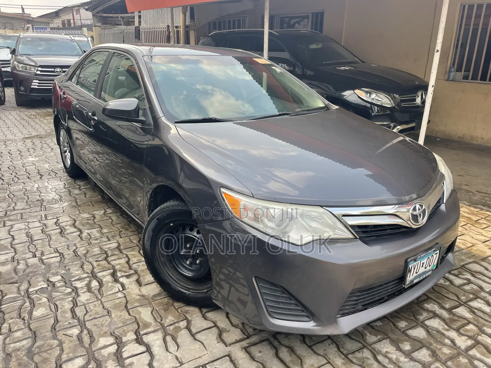 Toyota Camry 2014 Gray
