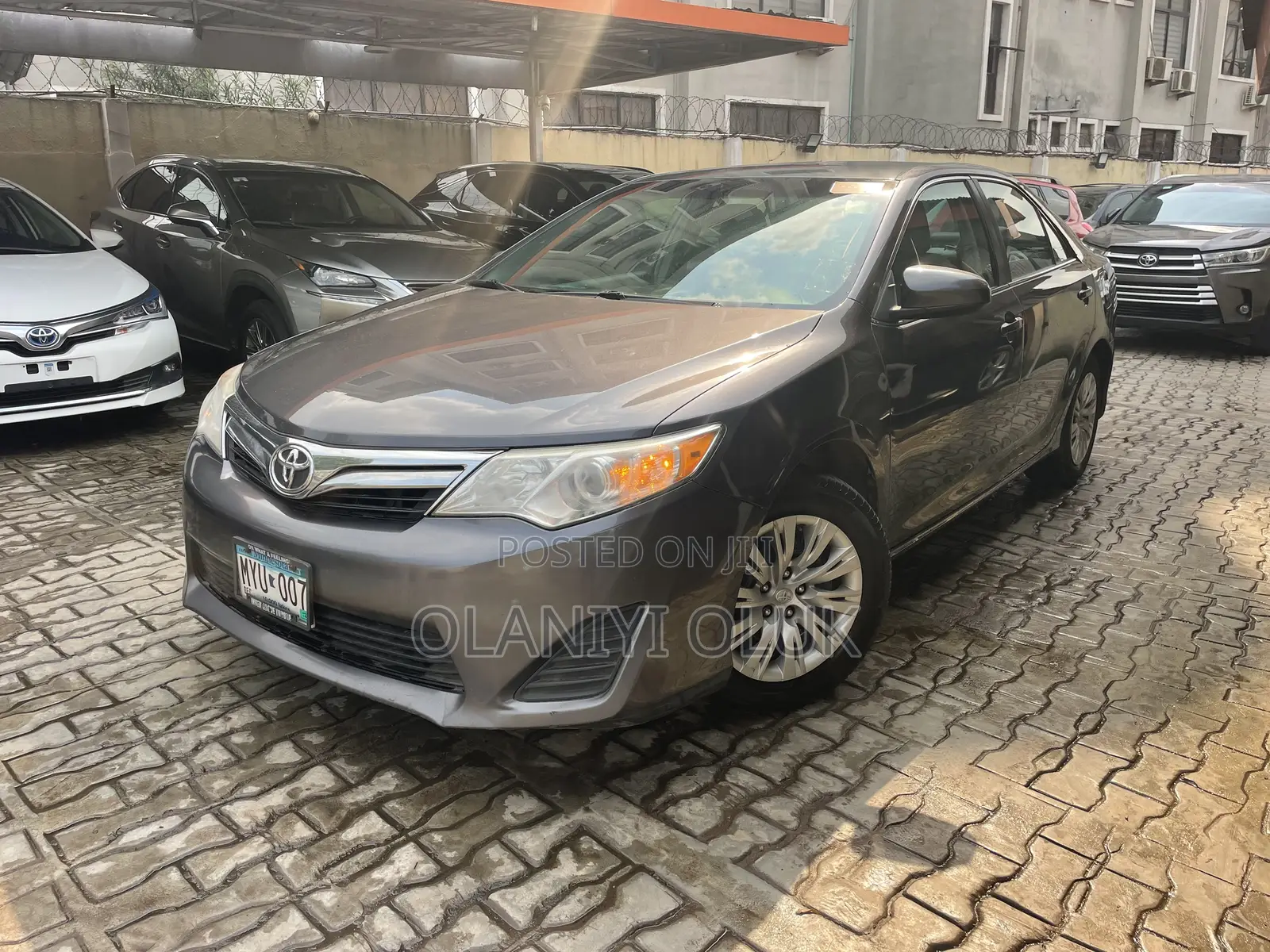 Toyota Camry 2014 Gray
