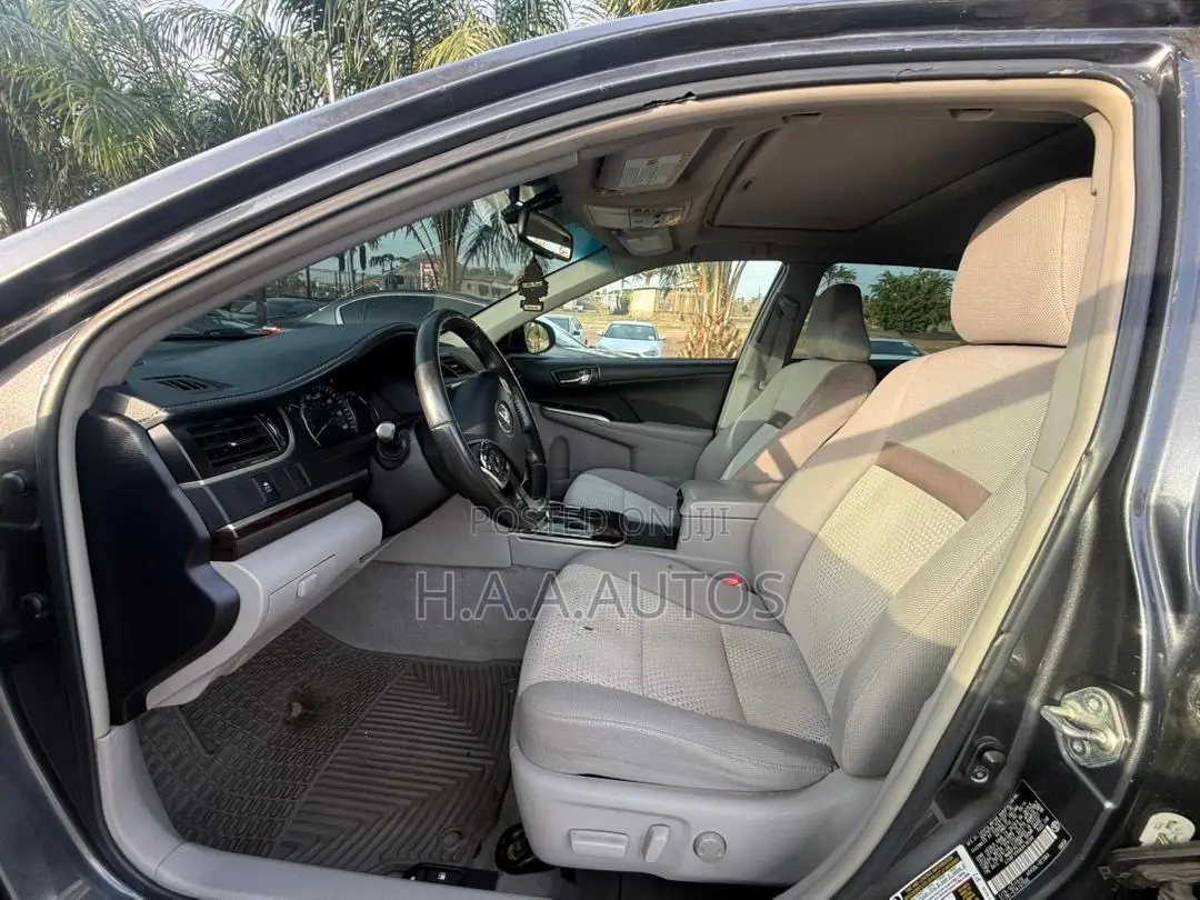 Toyota Camry 2014 Gray