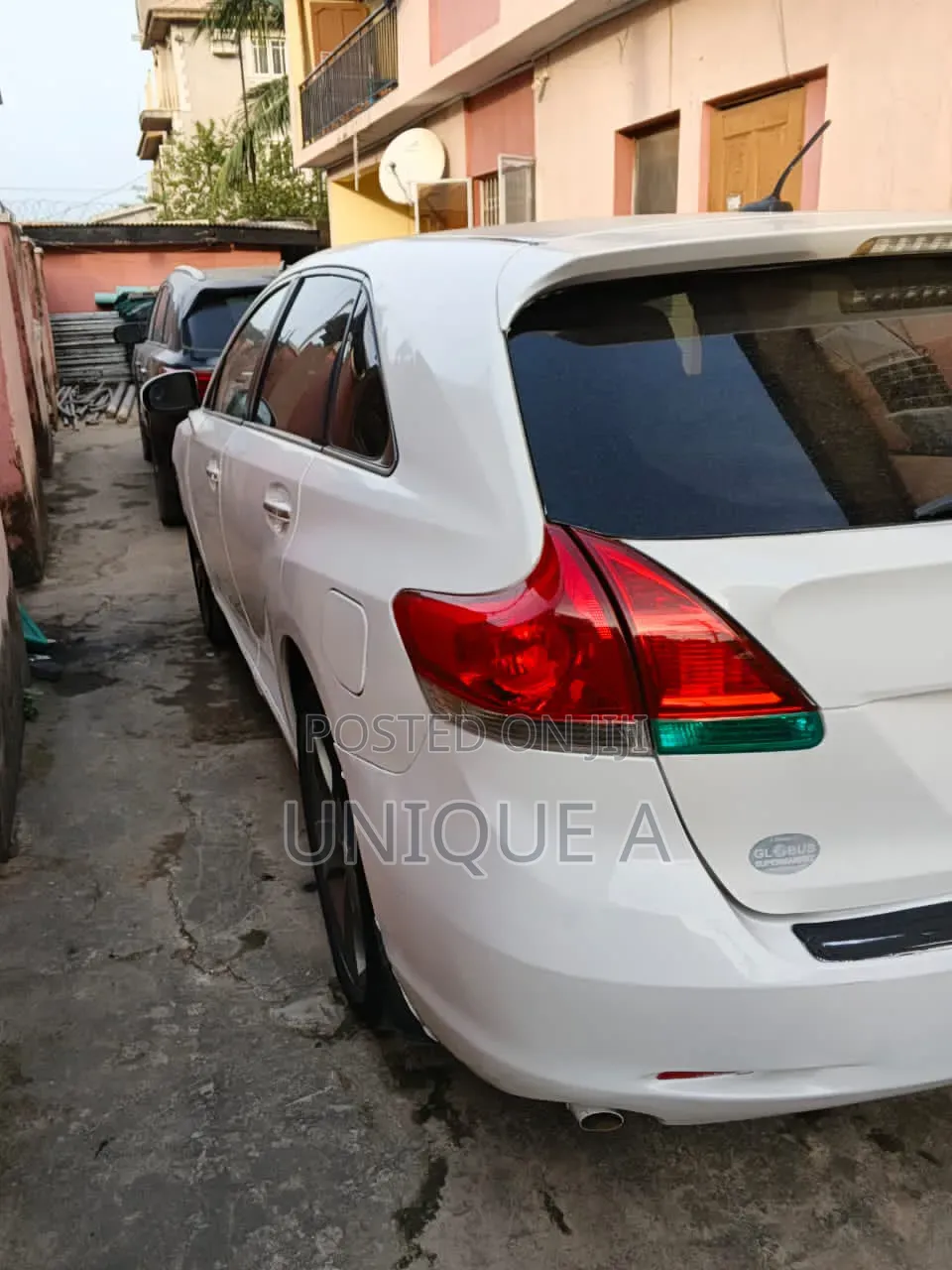 Toyota Venza 2010 White