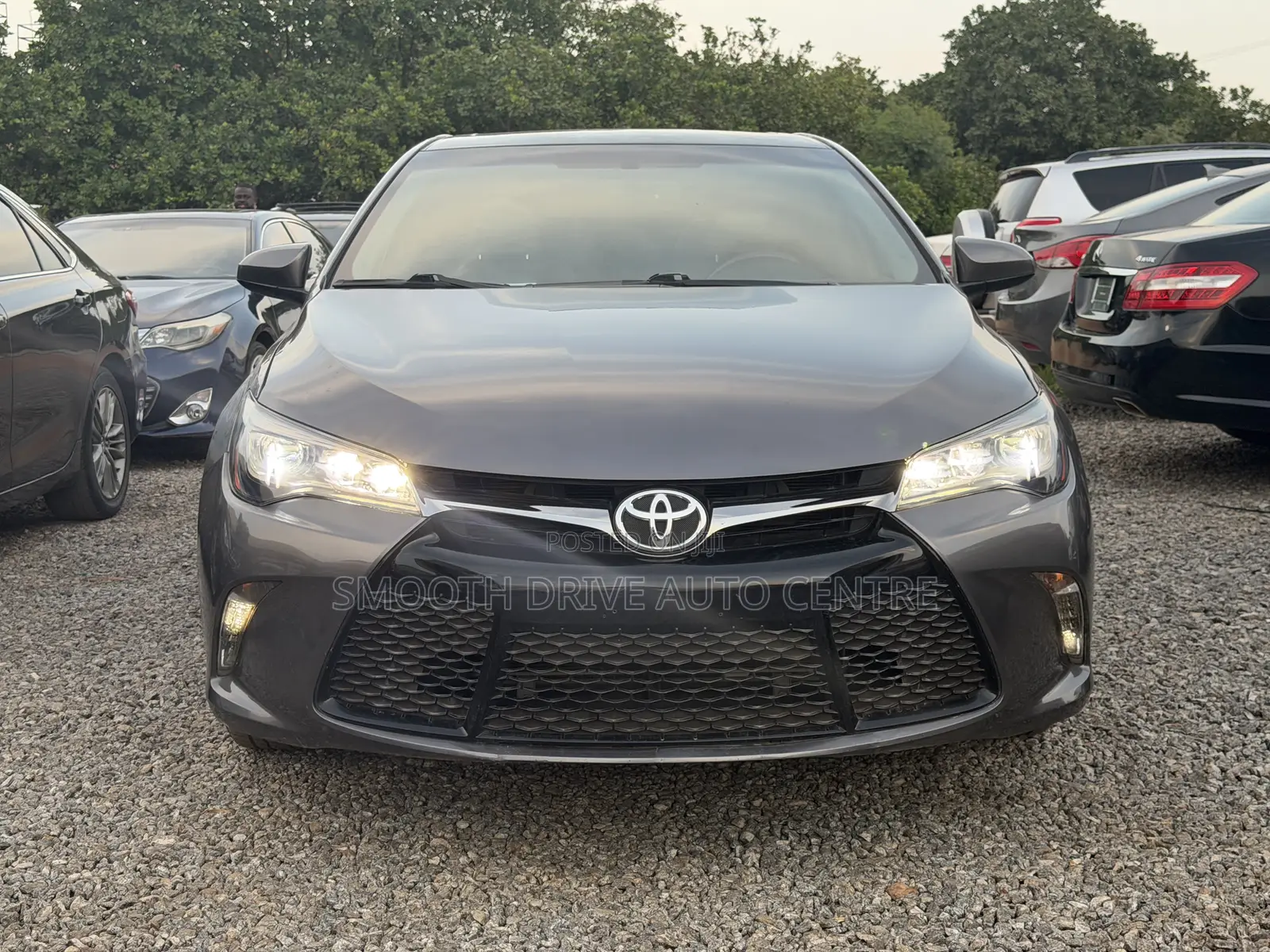 Toyota Camry XSE V6 4dr Sedan (3.5L 6cyl 6A) 2016 Gray