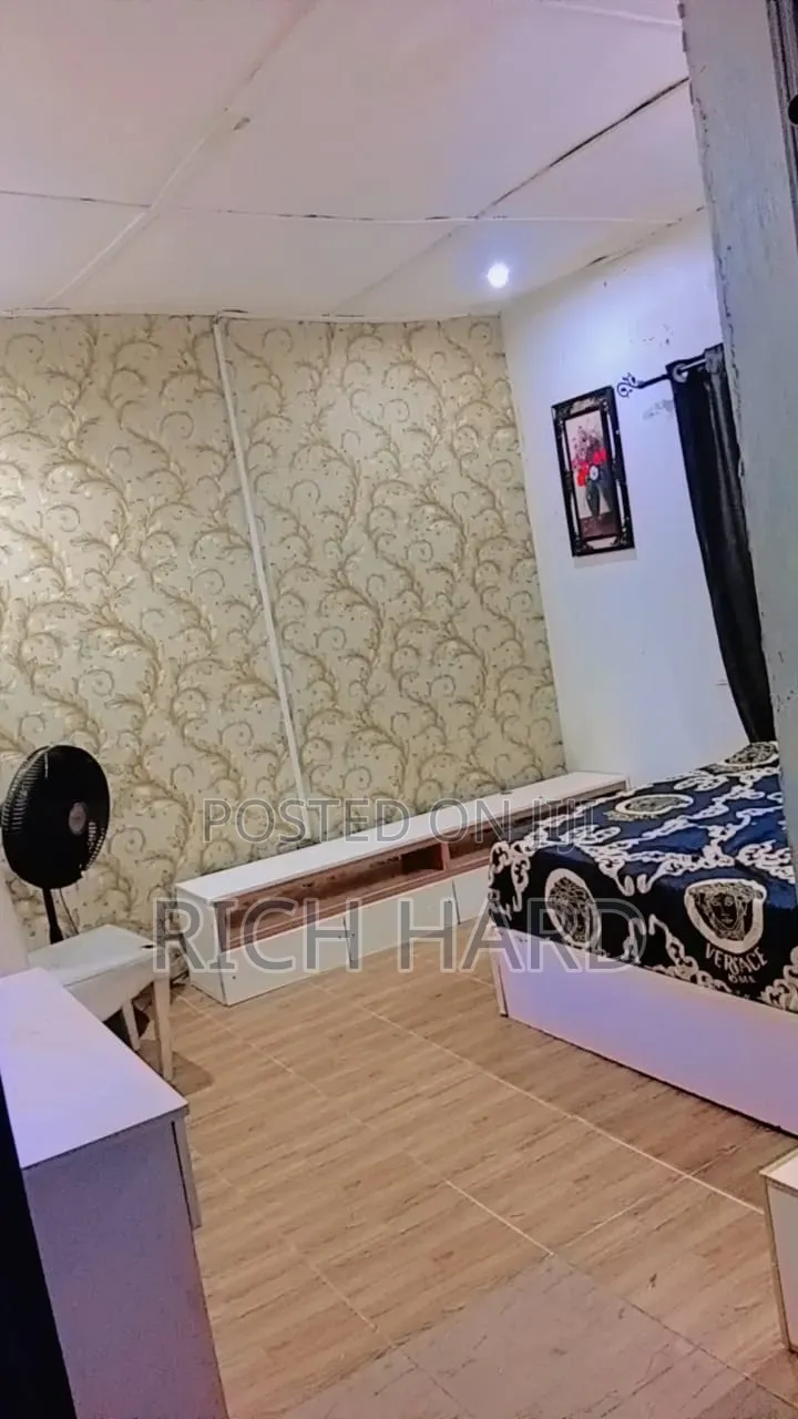 A Room by the Beach for Vacation and Stay
