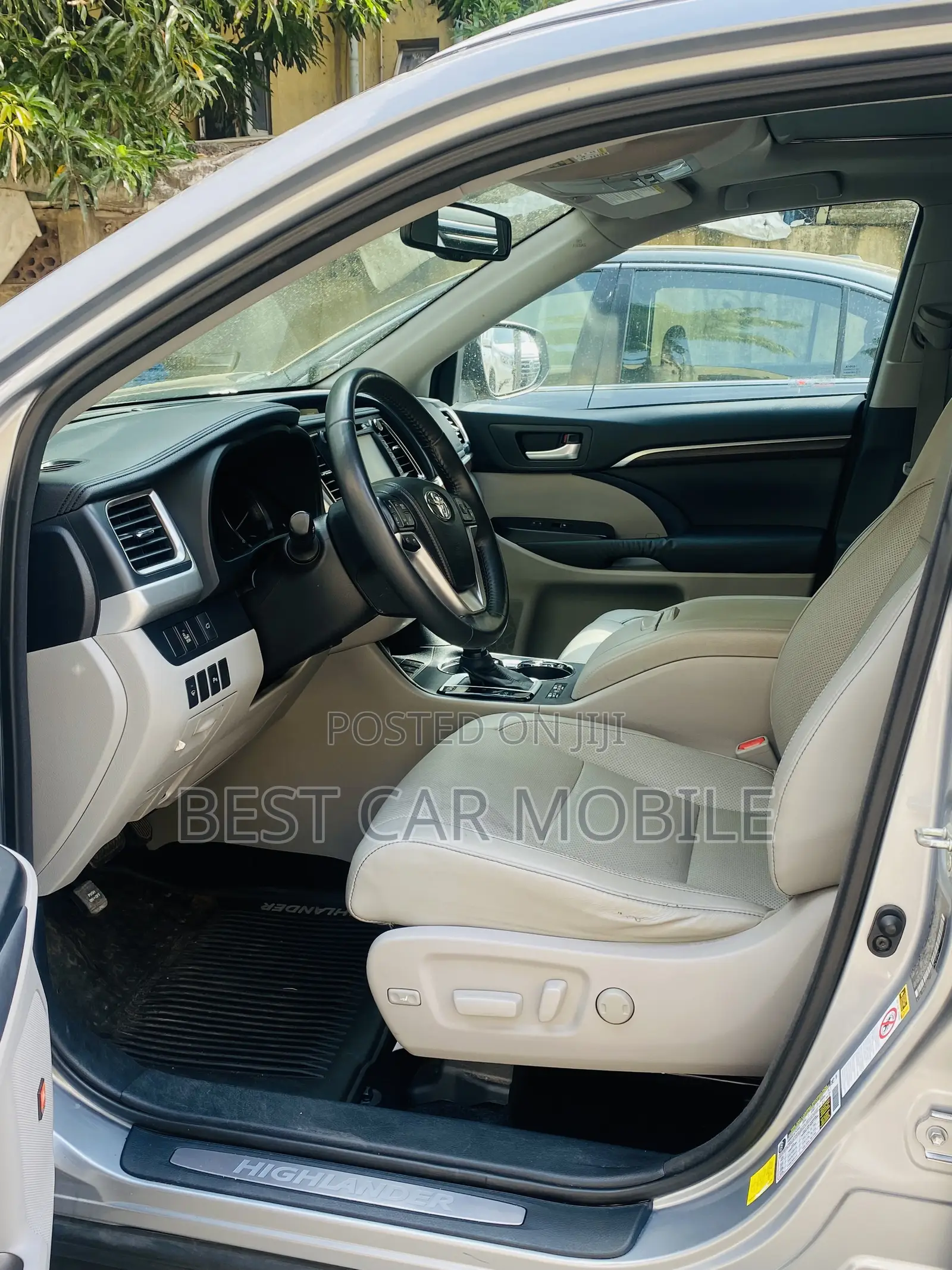 Toyota Highlander 2019 Silver