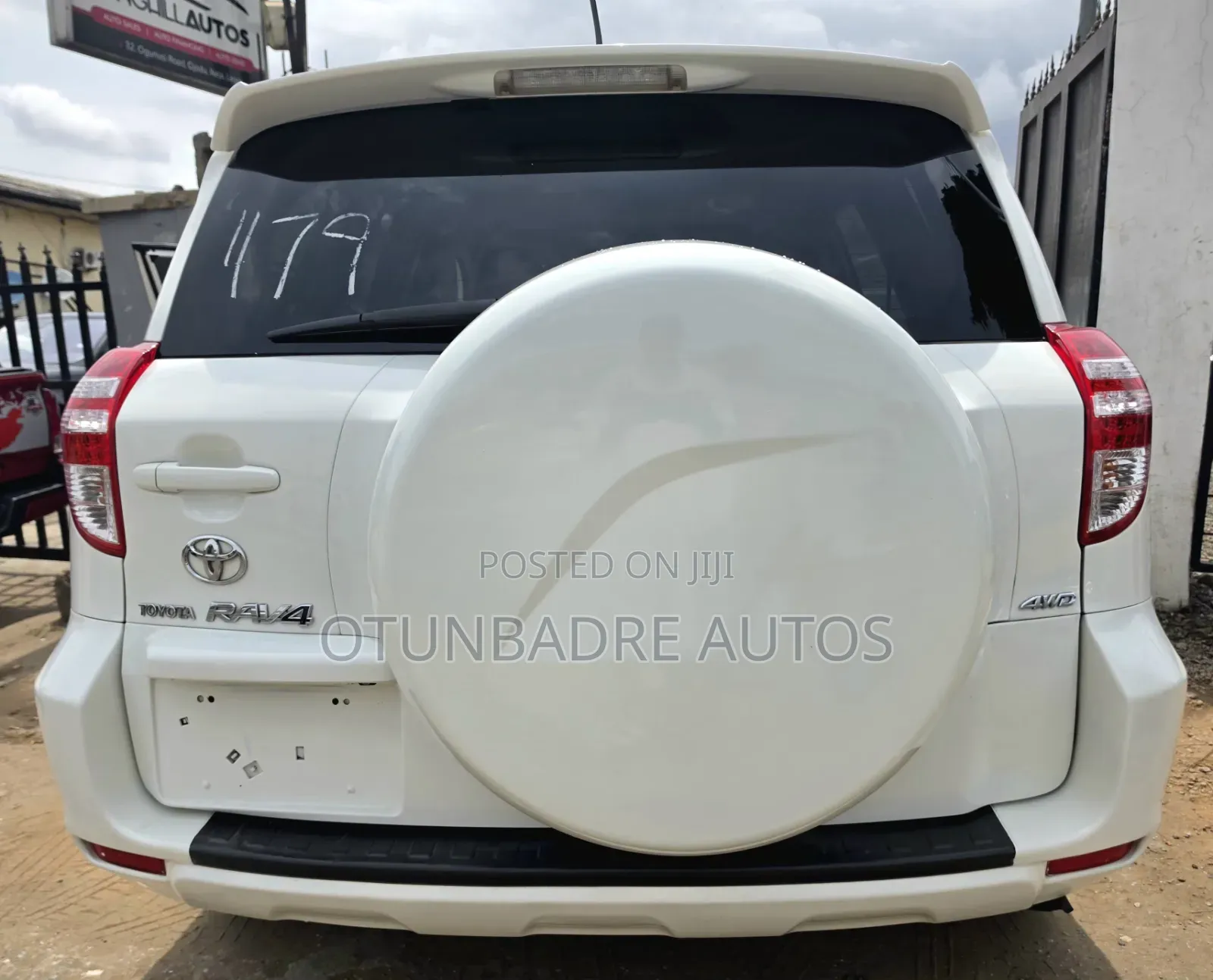 Toyota RAV4 Sport 2009 White