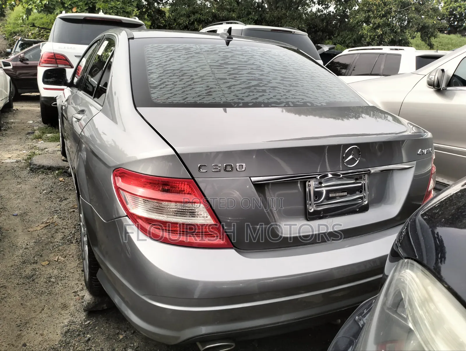 Mercedes-Benz C300 Luxury Sedan AWD (3.0L 6cyl 7A) 2009 Gray