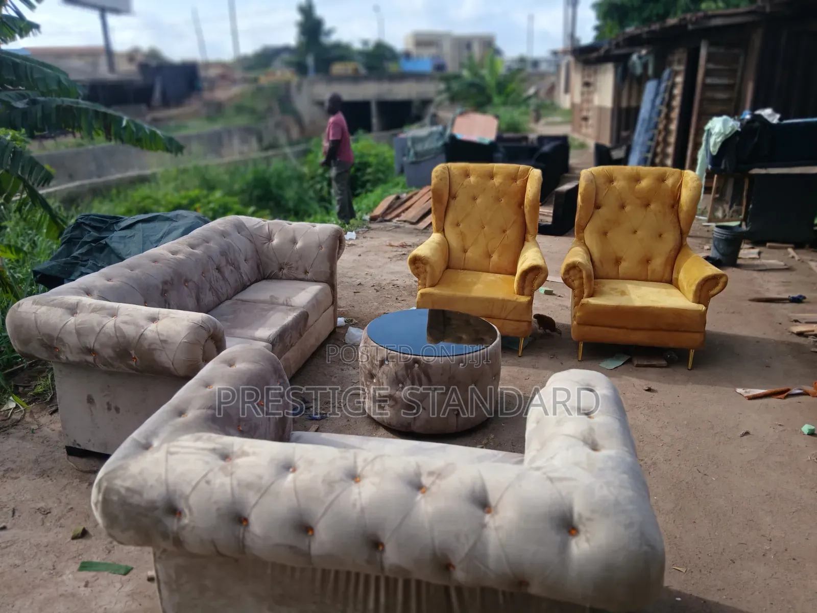 A Well Made 7 Seater, Made With Quality Fabrics
