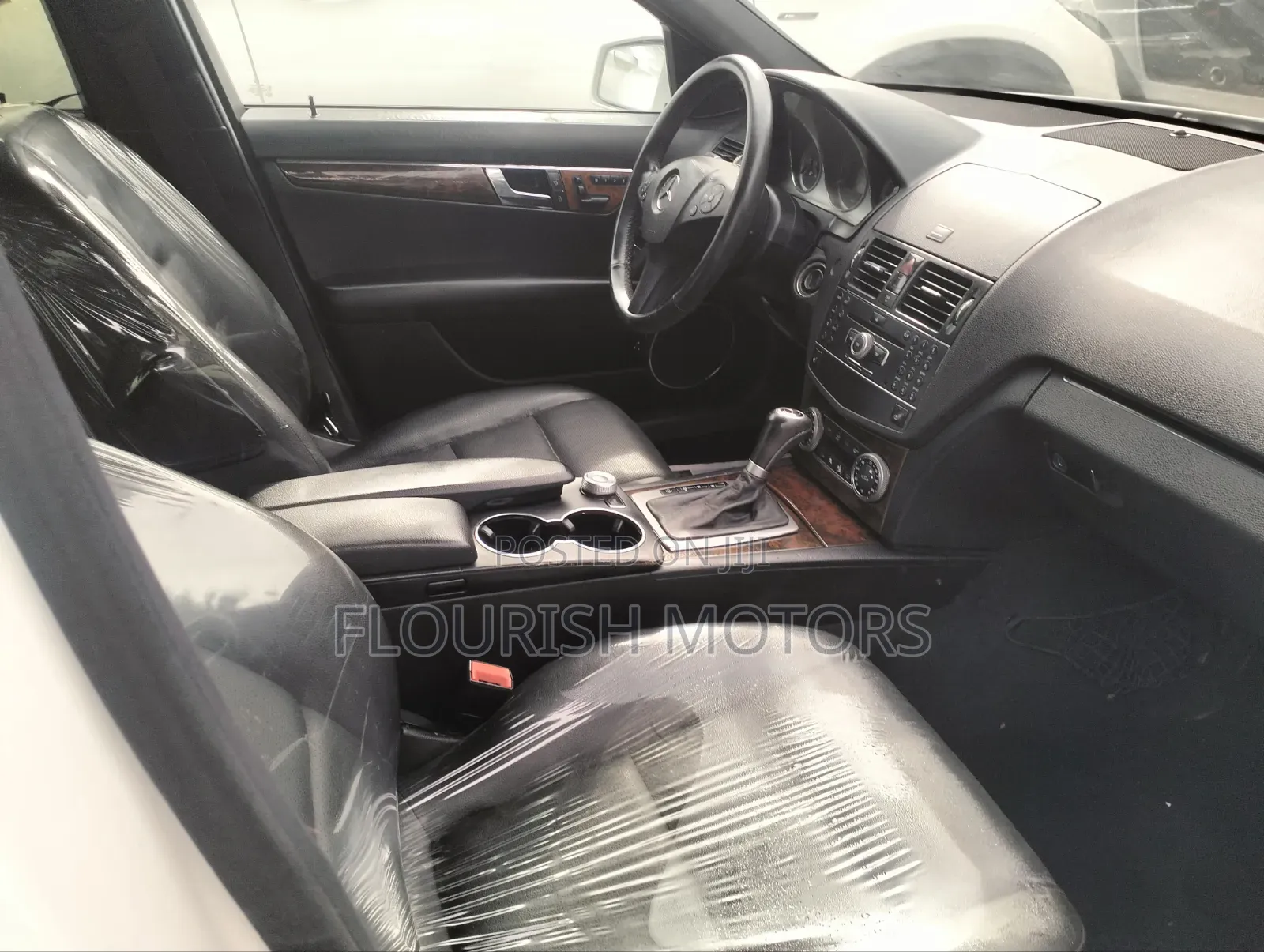 Mercedes-Benz C300 2009 White
