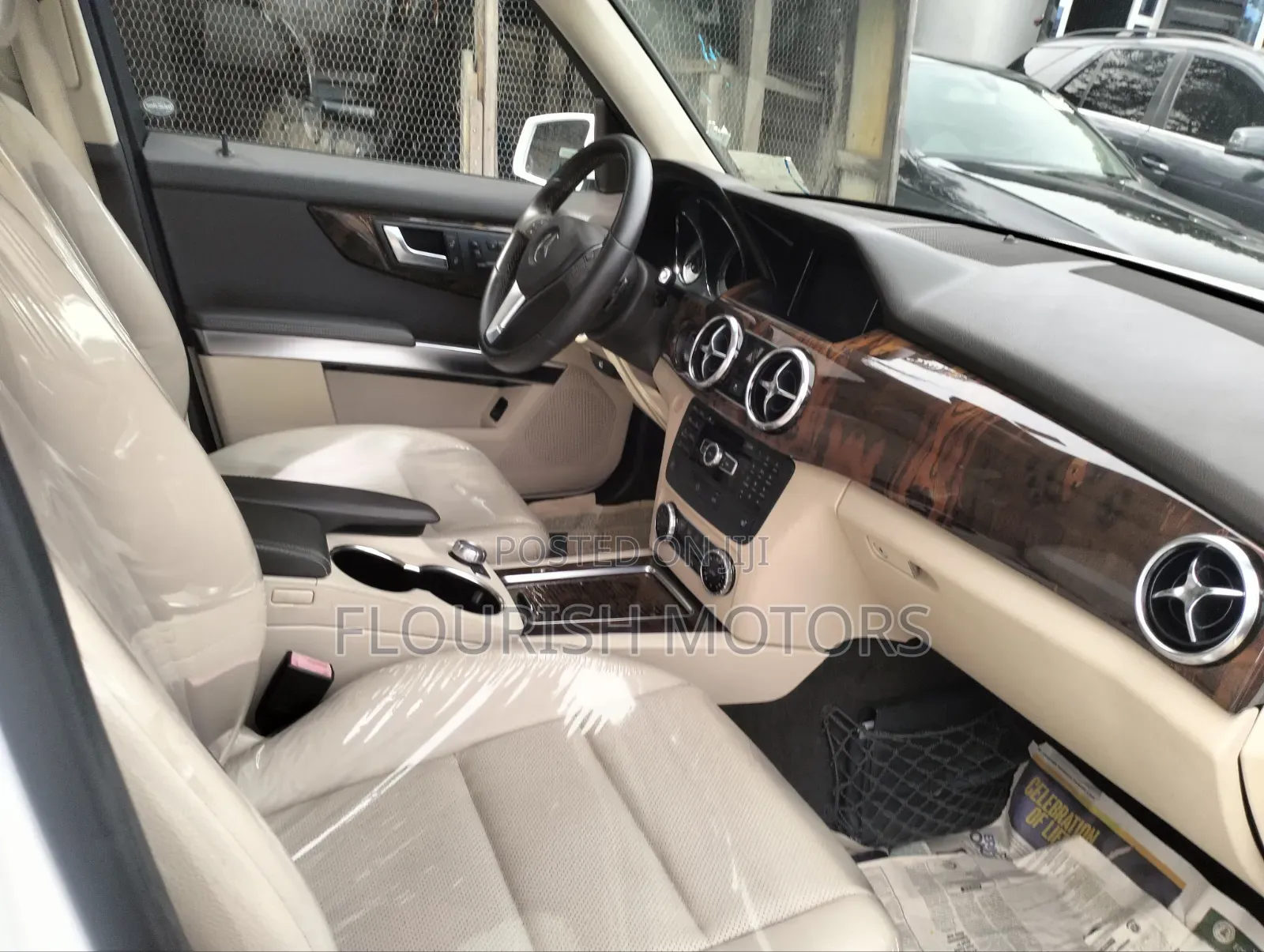Mercedes-Benz GLK-Class 350 4MATIC 2014 White
