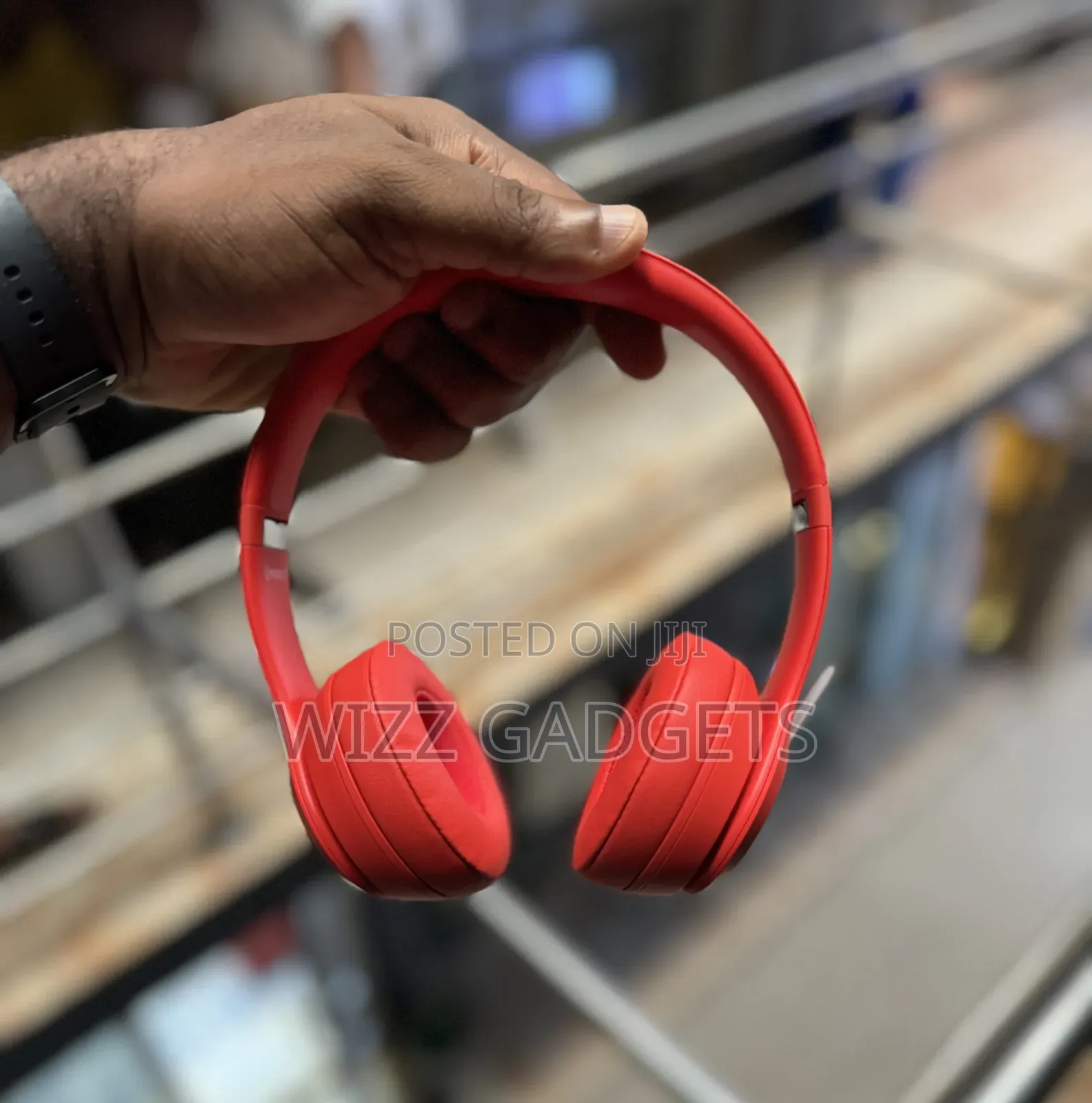 Beats Solo 3 Wireless Headphones (Red)