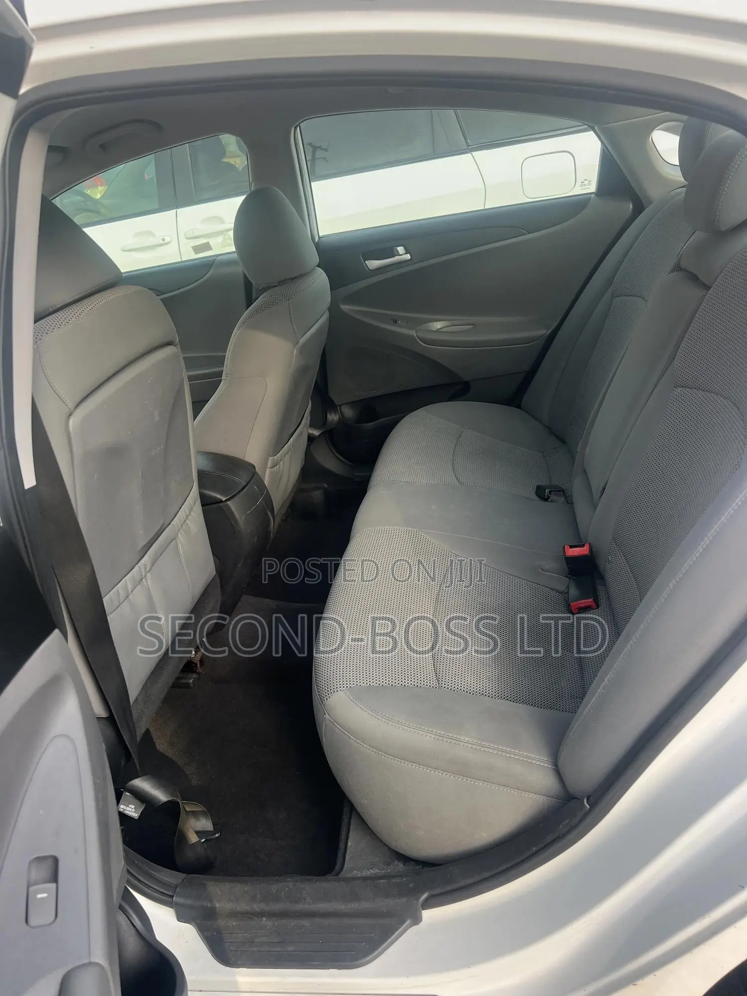 Hyundai Sonata GLS Sedan FWD (2.4L 4cyl 6A) 2013 White