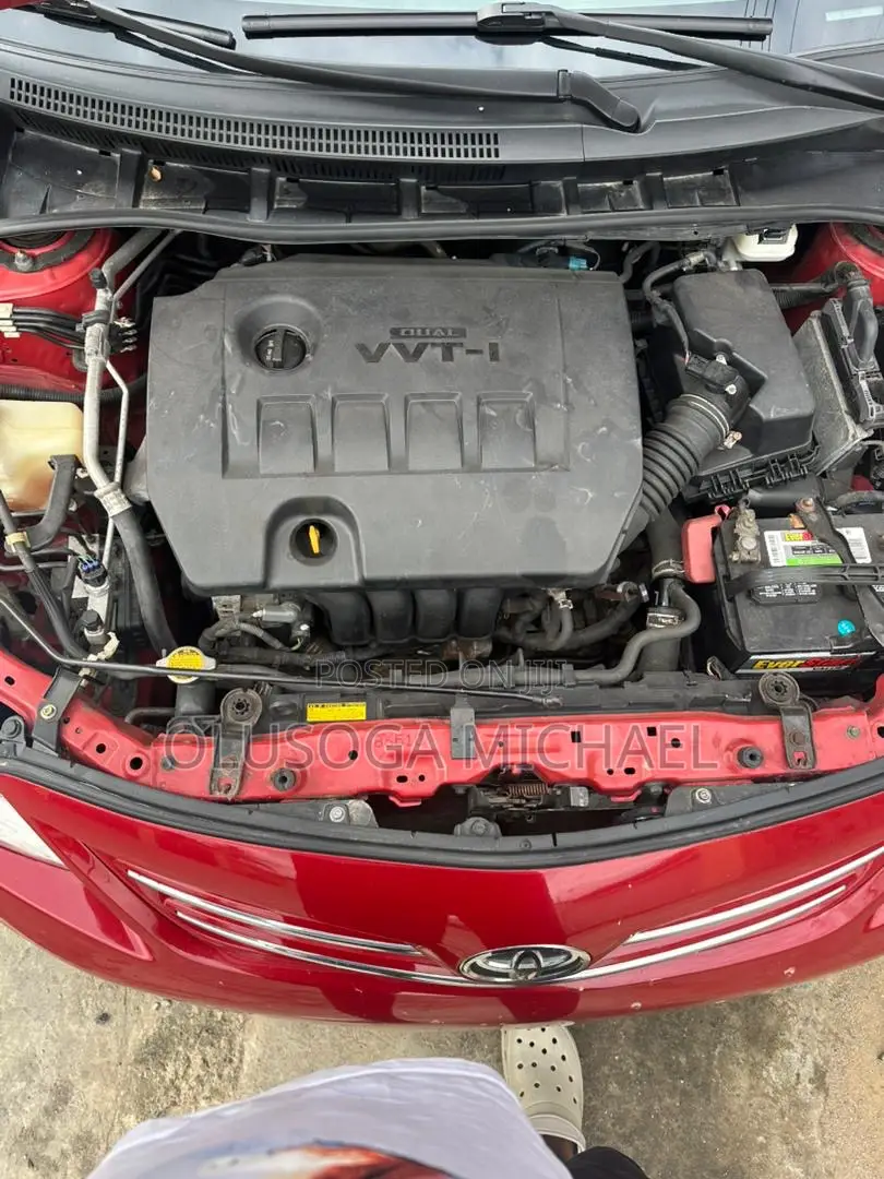 Toyota Corolla 2013 Red