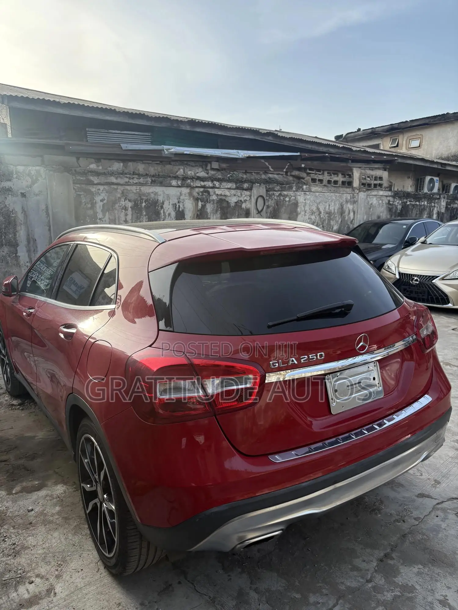 Mercedes-Benz GLA 250 2015 Red