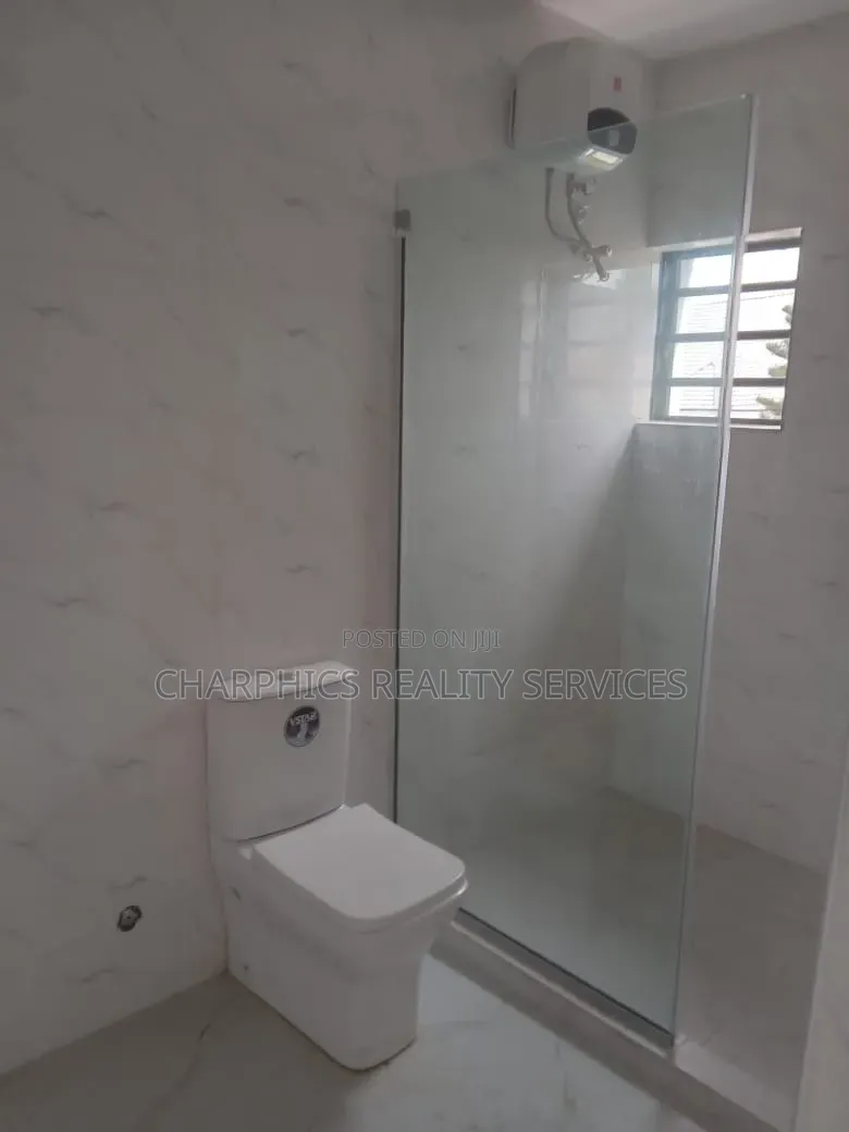 4bdrm Duplex in GRA Phase 1 for sale