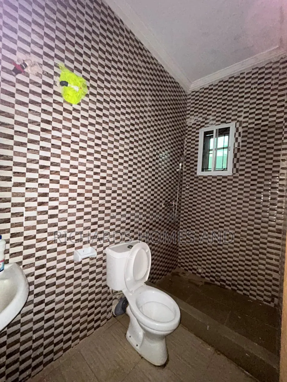2bdrm Apartment in Ikota for rent