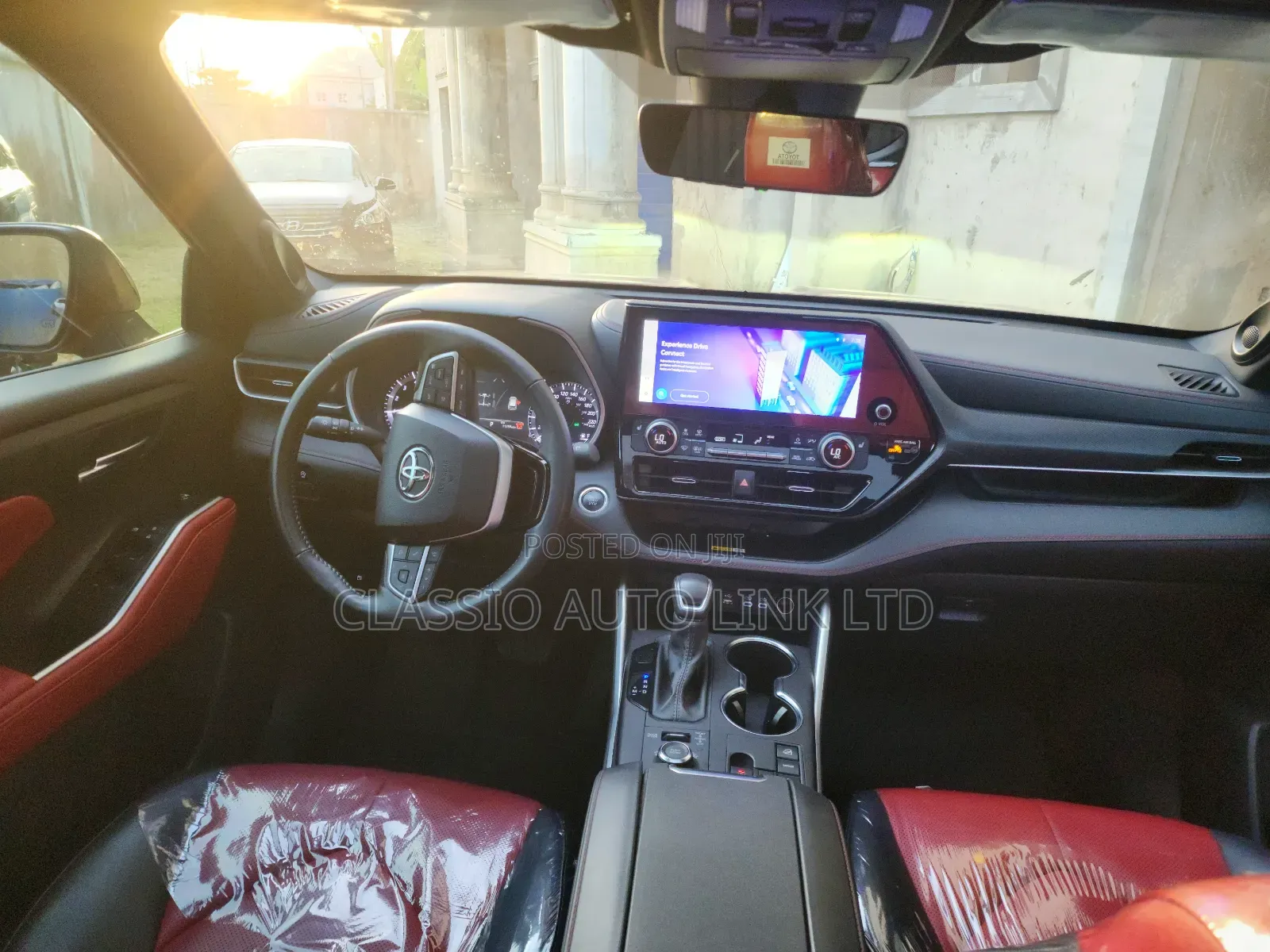 Toyota Highlander XSE AWD 2024 Black