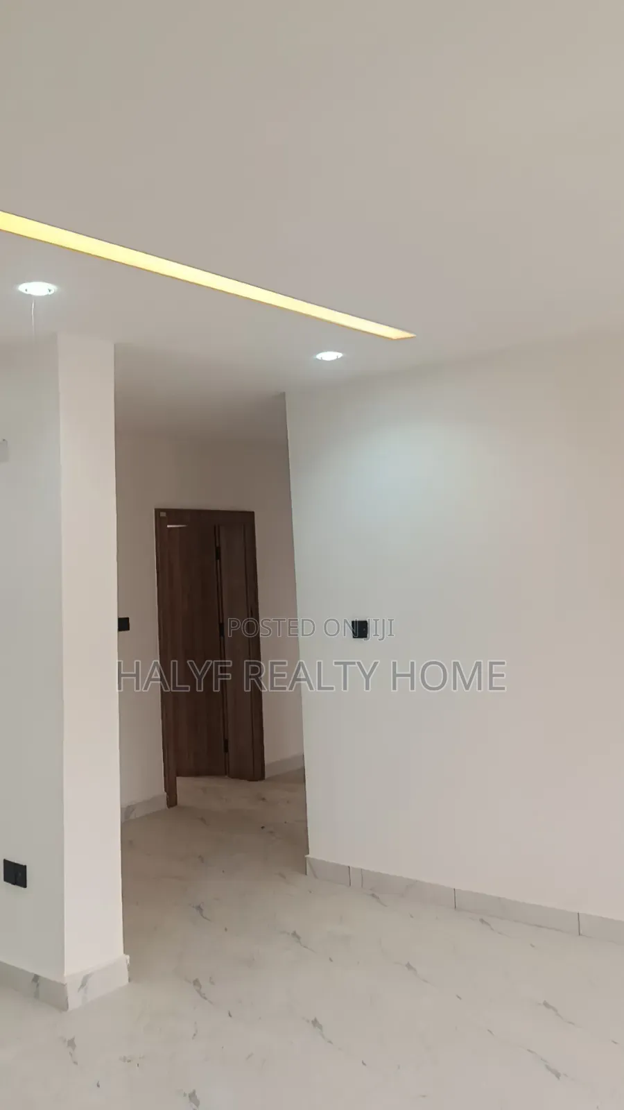 3bdrm Block of Flats in News Engineering, Dawaki for rent