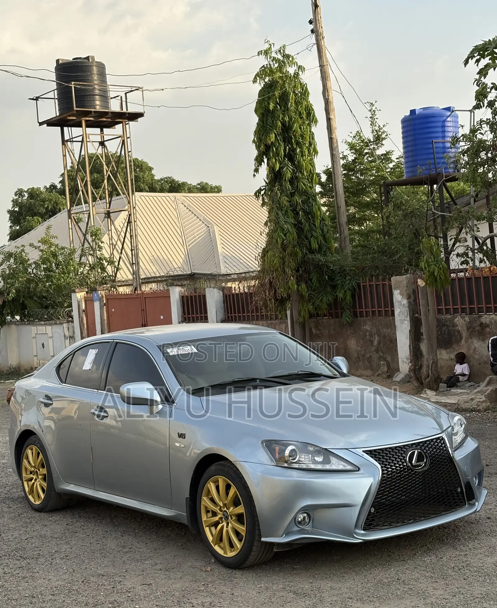 Lexus IS 2010 Blue