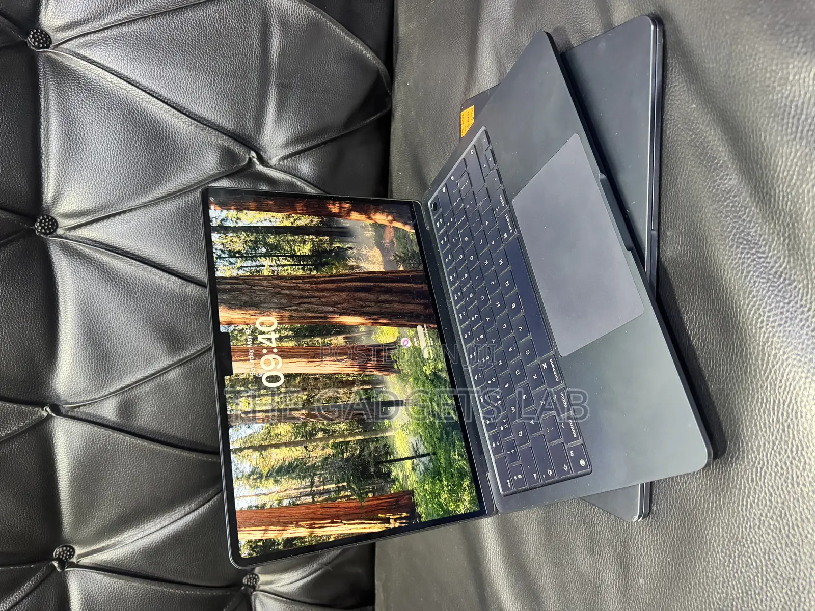 Laptop Apple MacBook Air 2022 M2 8GB Apple M2 SSD 256GB