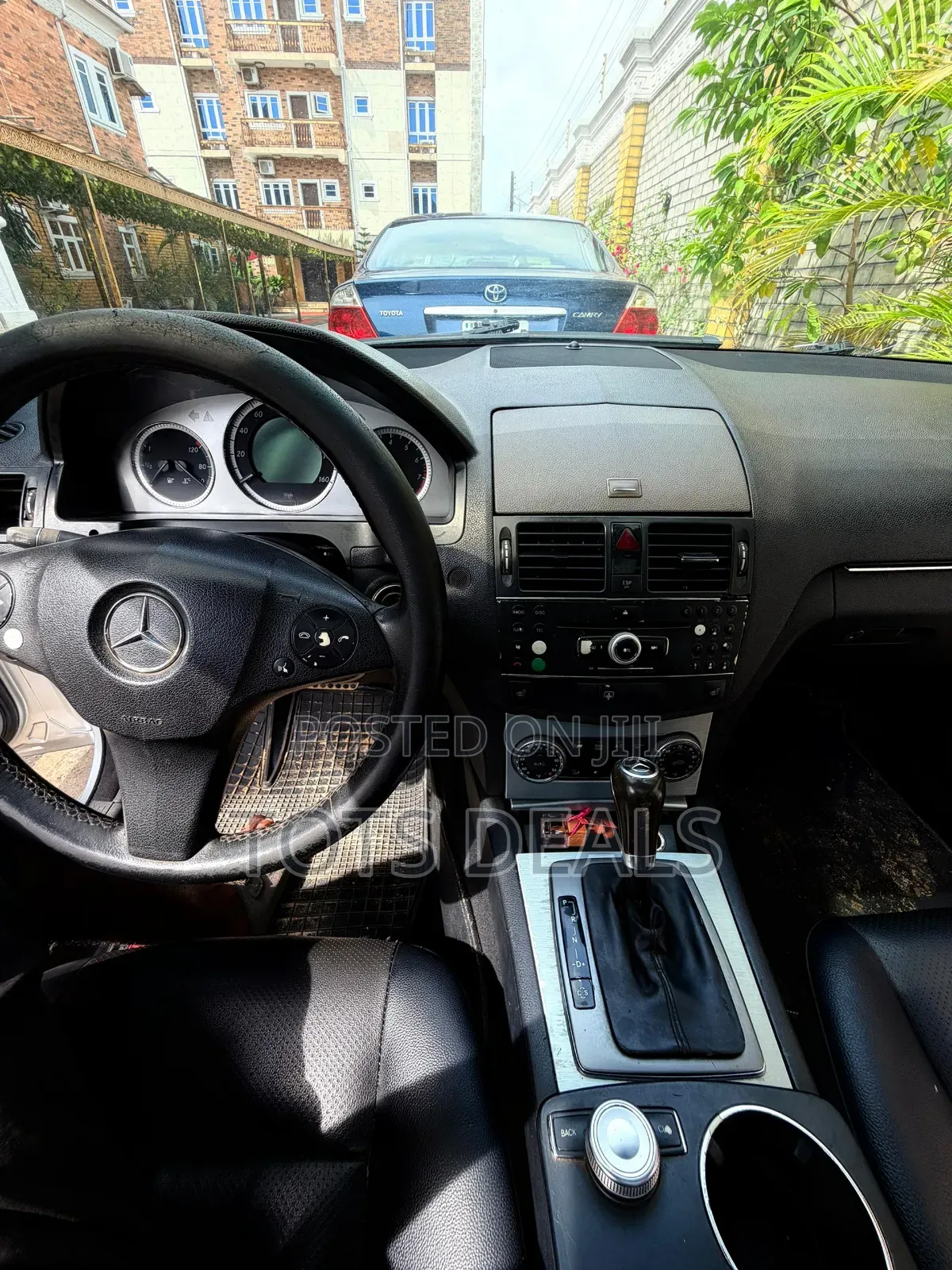 Mercedes-Benz C300 Sport 4Matic Sedan AWD (3.0L 6cyl 7A) 2010 White