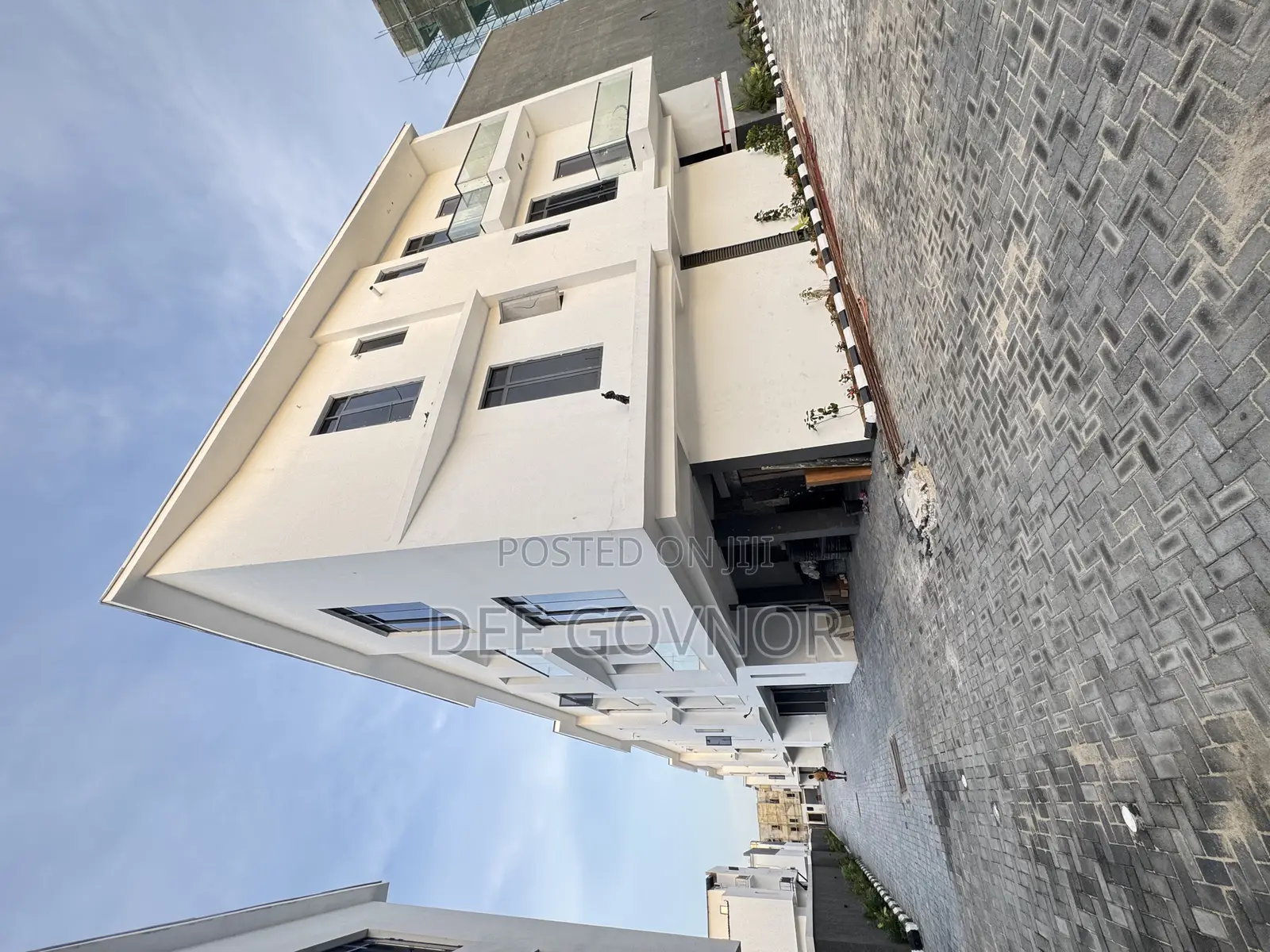 4bdrm Townhouse/Terrace in Woodland Estate, Ikate-Elegushi for sale