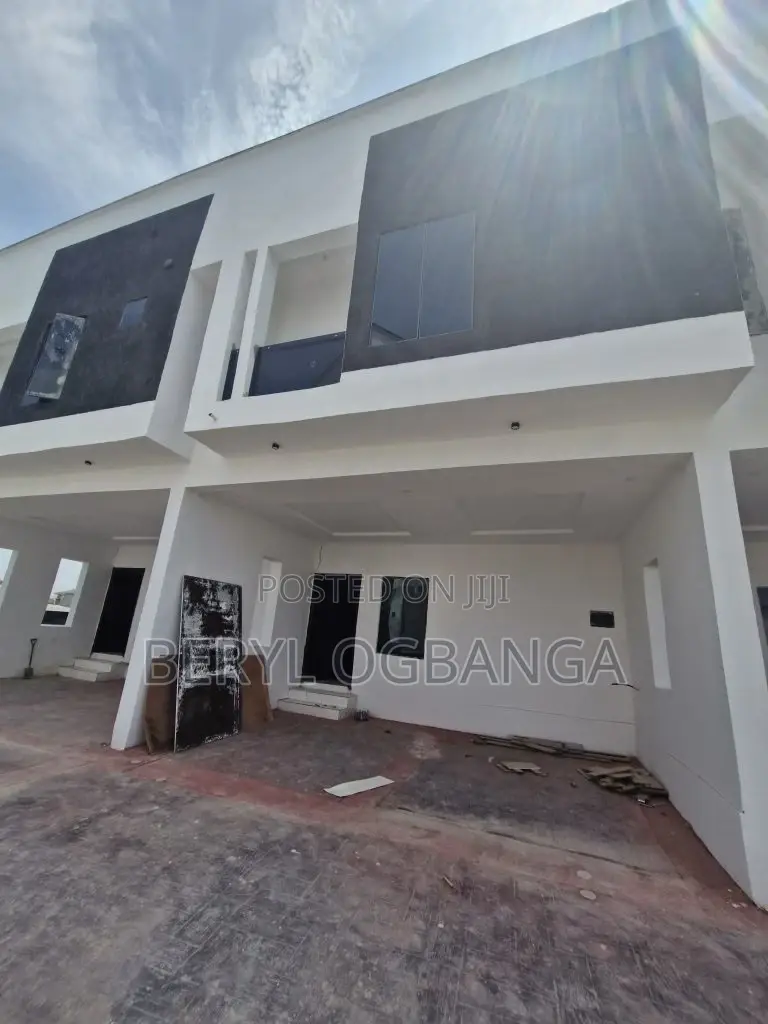 3bdrm Duplex in Ado / Ajah for sale