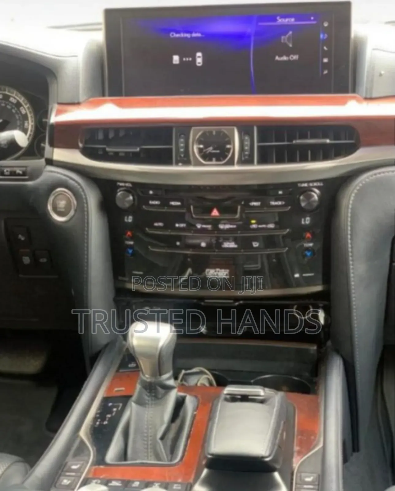 Lexus LX 2017 White
