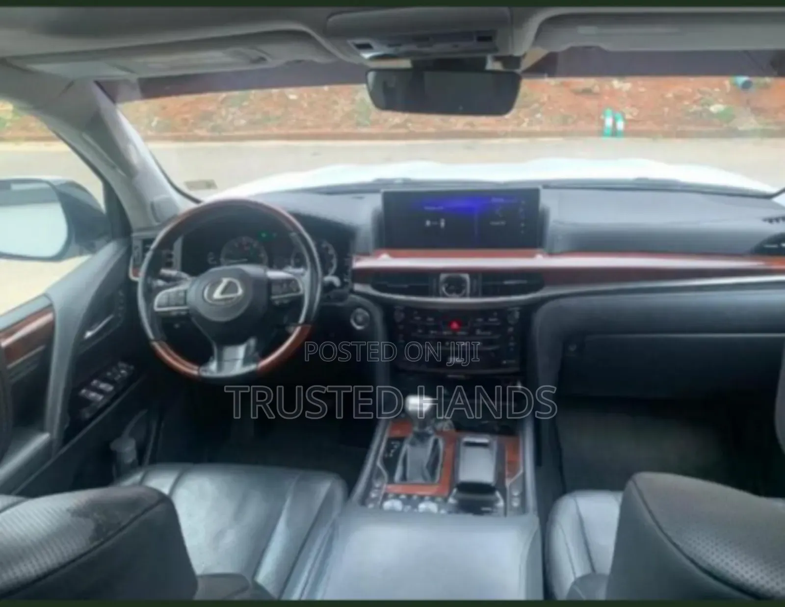 Lexus LX 2017 White