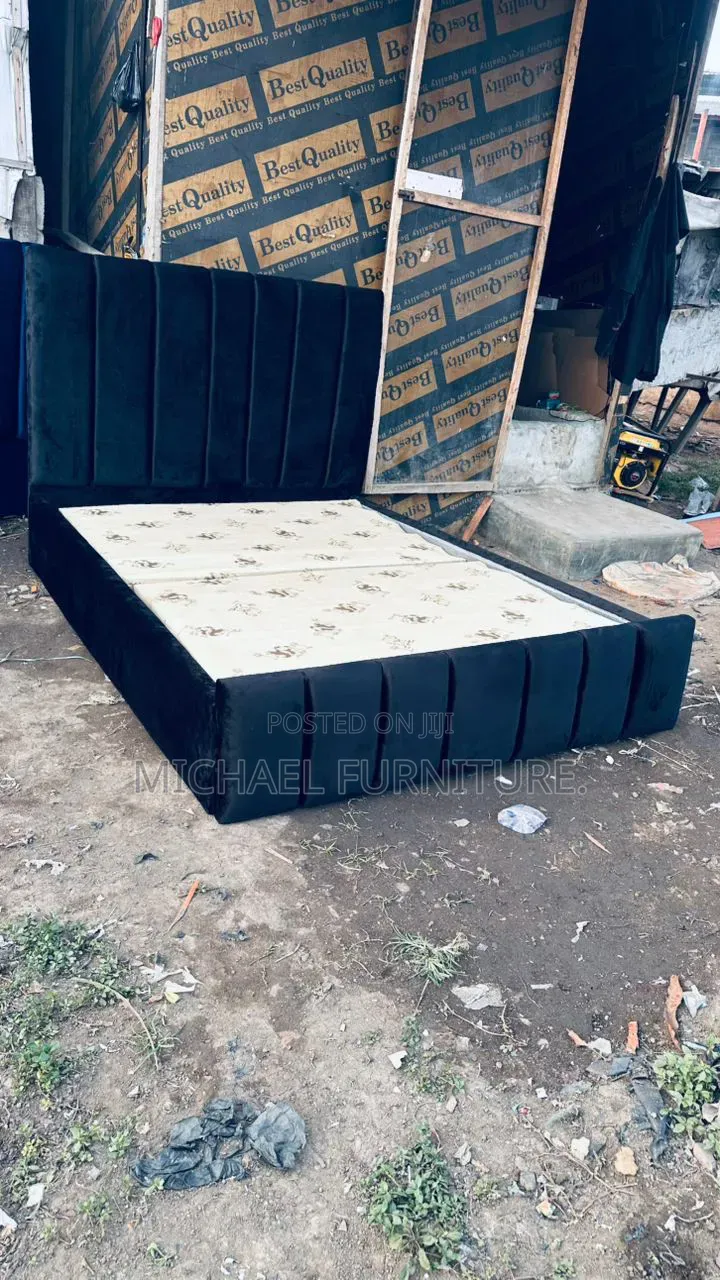 Peek 4 by 6 Bedframe
