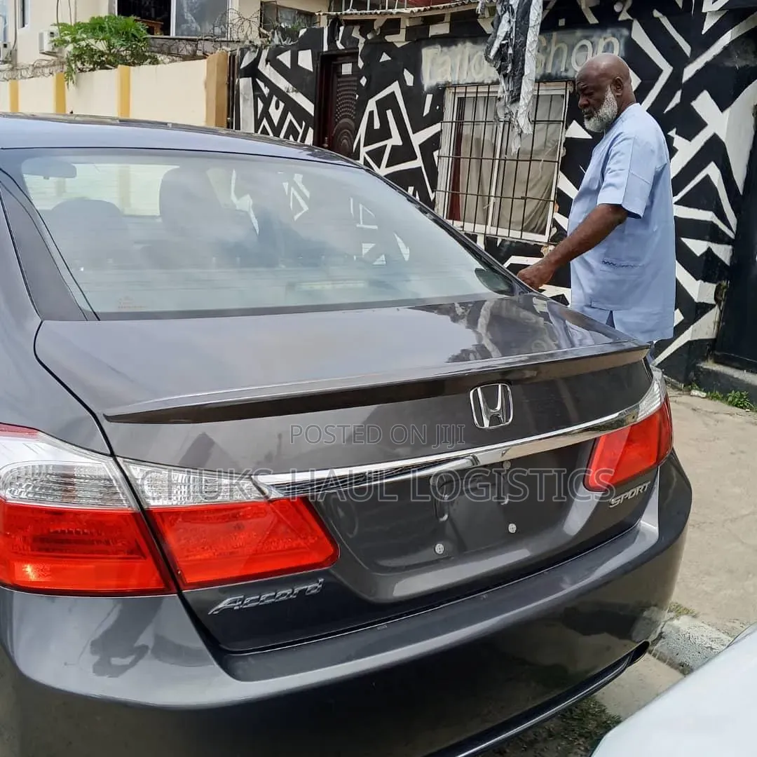 Honda Accord Sport 4dr Sedan (2.4L 4cyl 6M) 2015 Gray