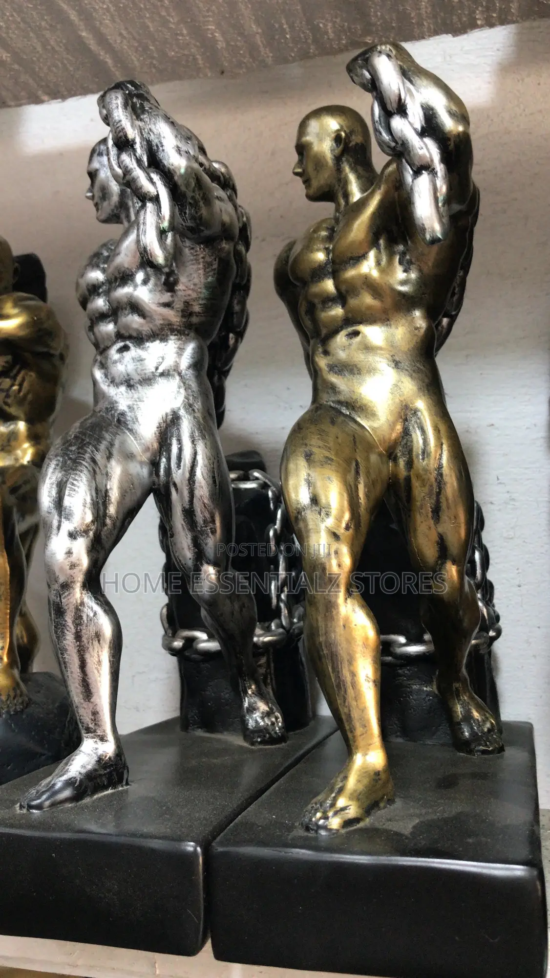 Freedom Fighter Home Decor - Strong Man Chain Breaker Table Ornament